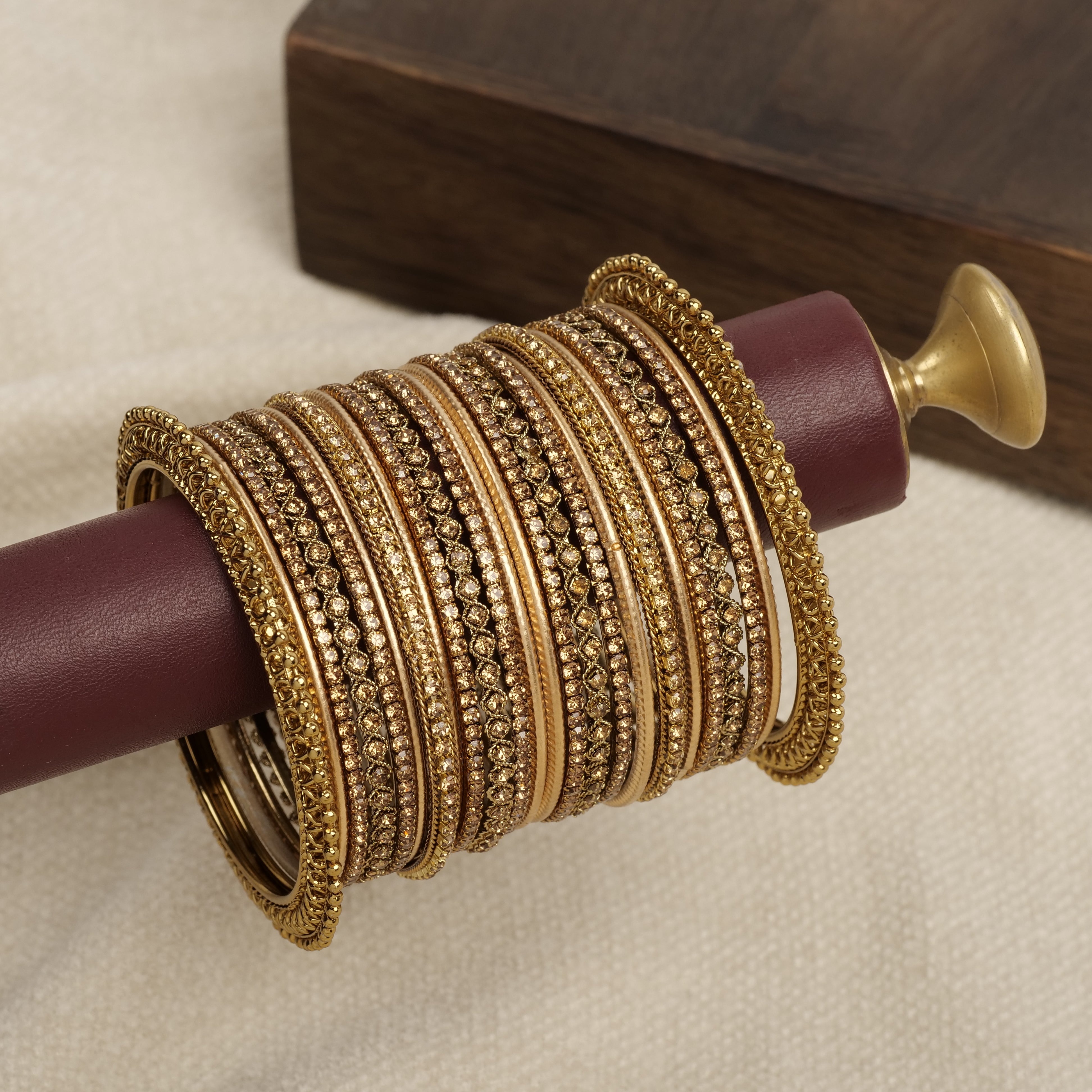 Rich Antique Gold Bangle Set