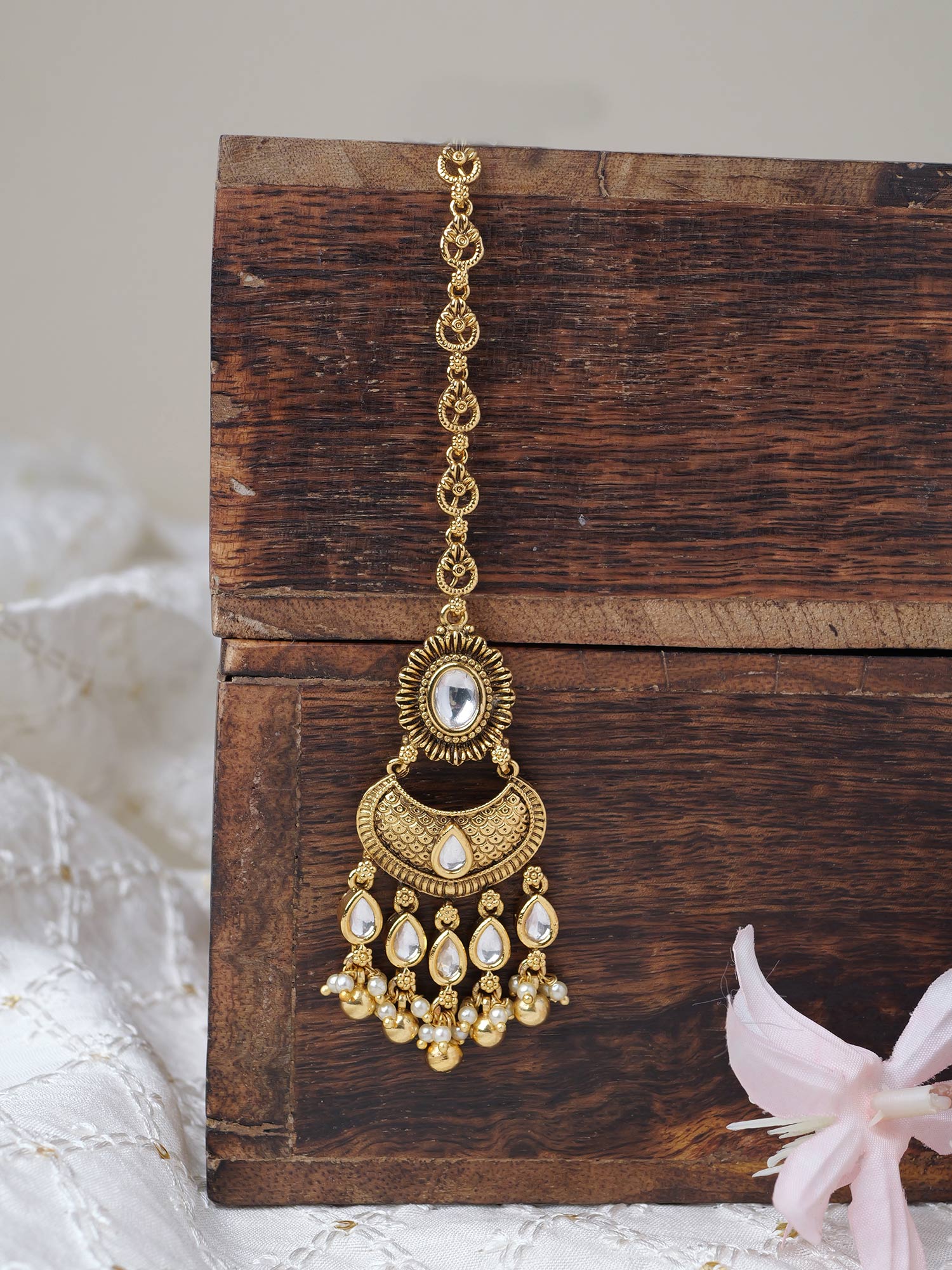 Aaliya Maang Tikka in Gold Oxidised