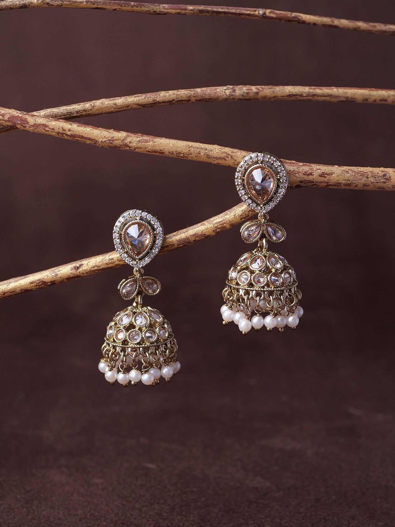 Aditi Jhumka Earrings in Pearl and Champagne