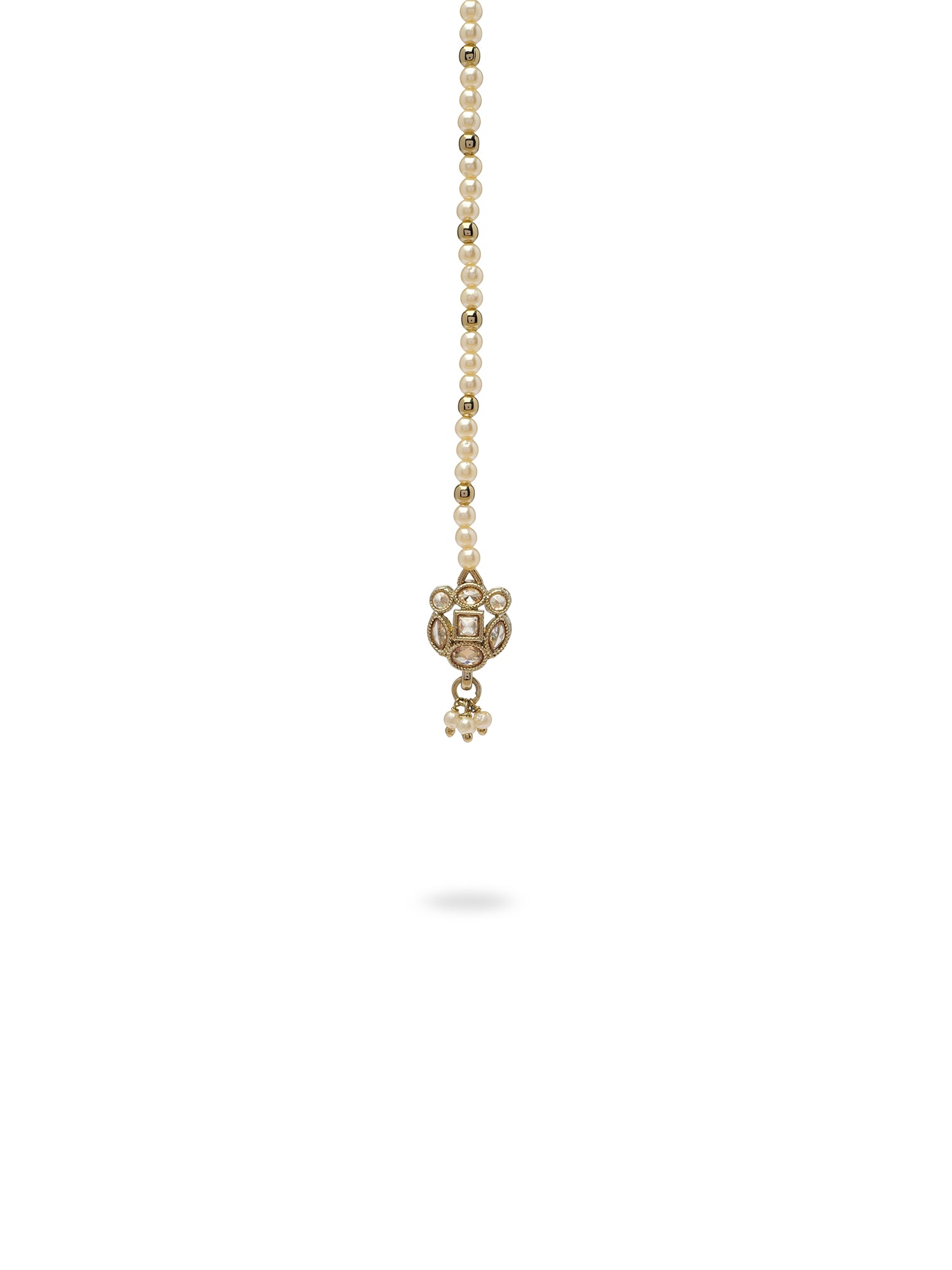 Amisha Necklace Set in Pearl and Champagne