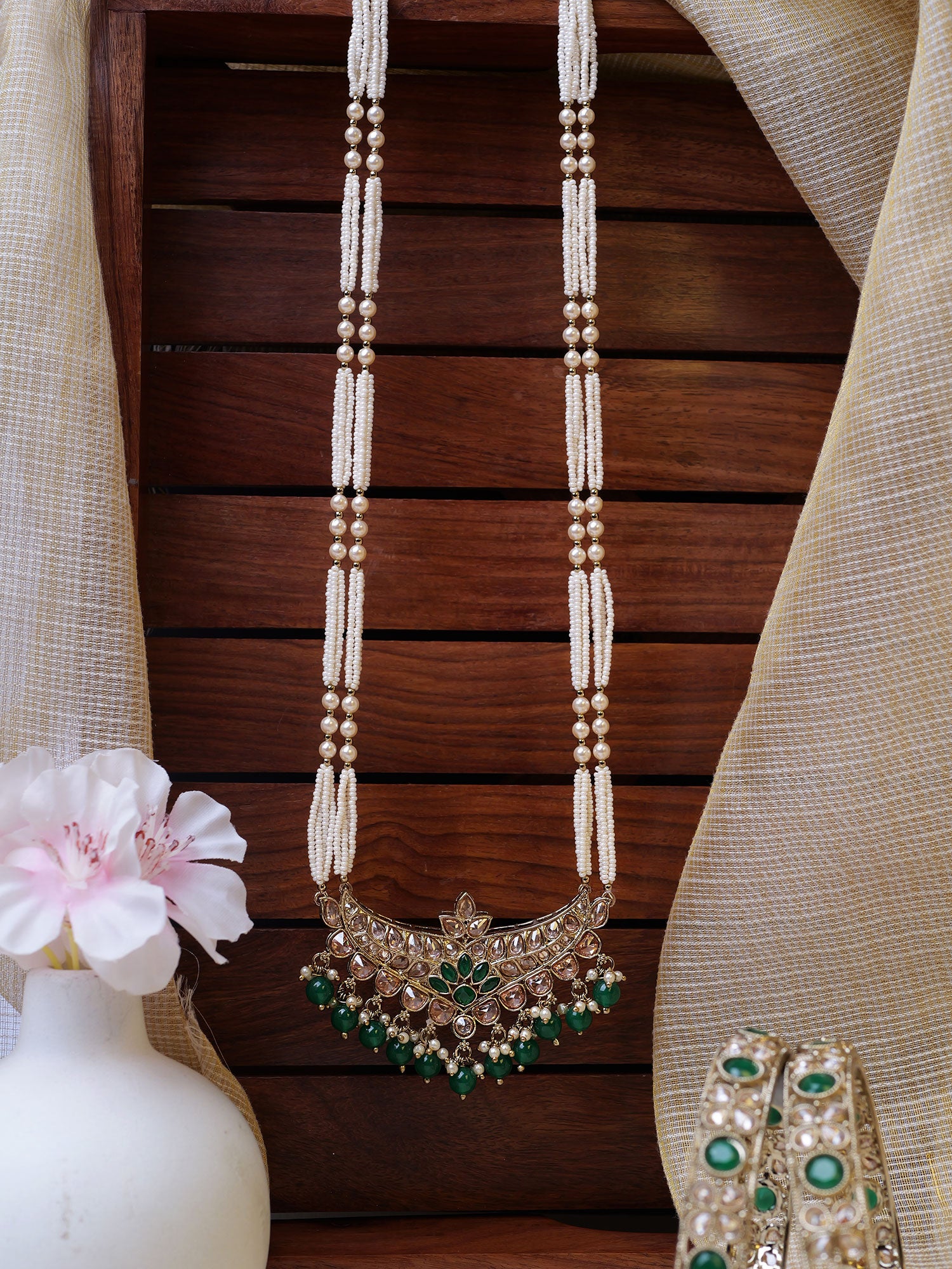 Antara Pearl Rani Haar in Green