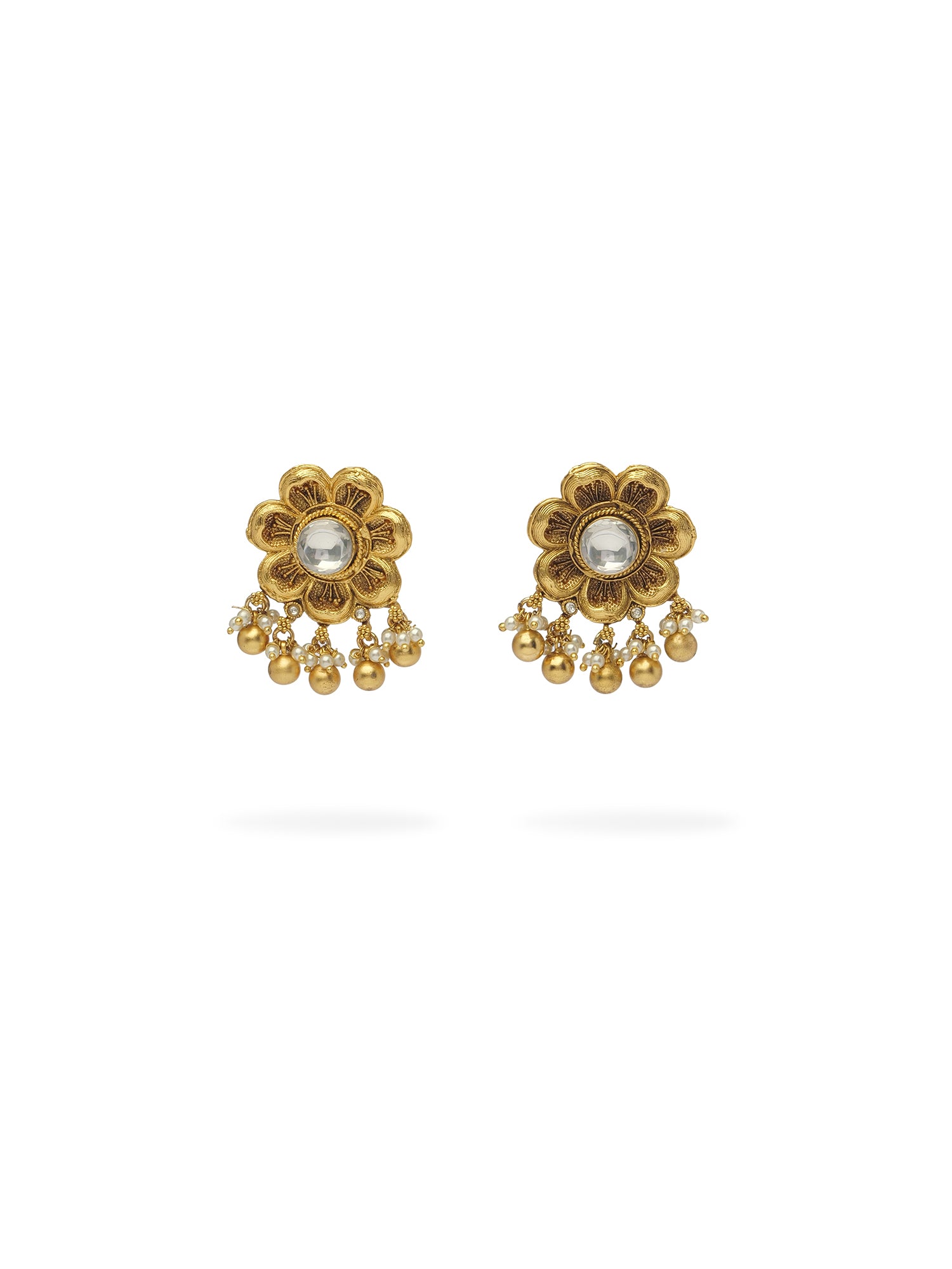 Anvita Kundan Earrings in Gold