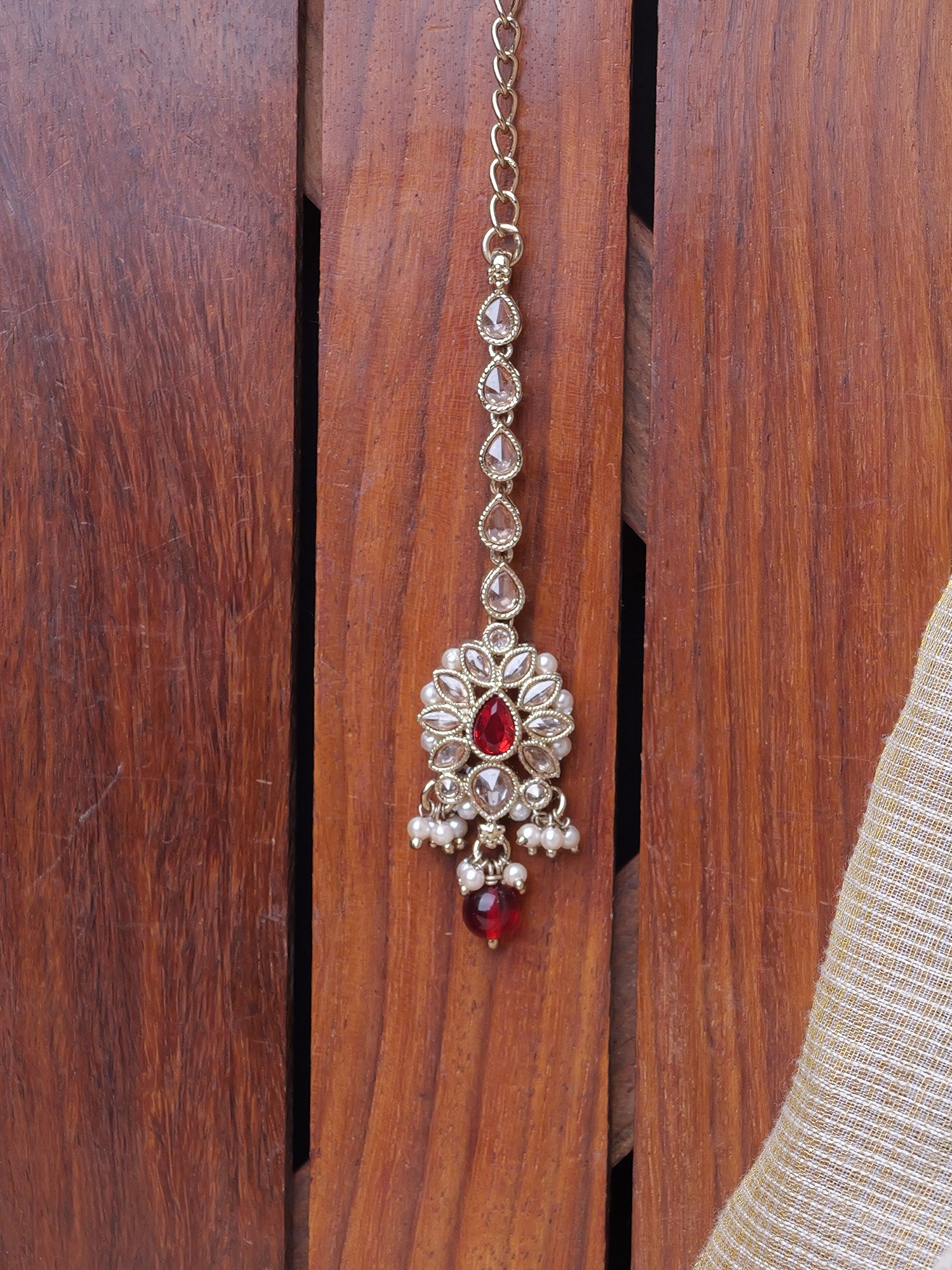 Arohi Maang Tikka in Maroon
