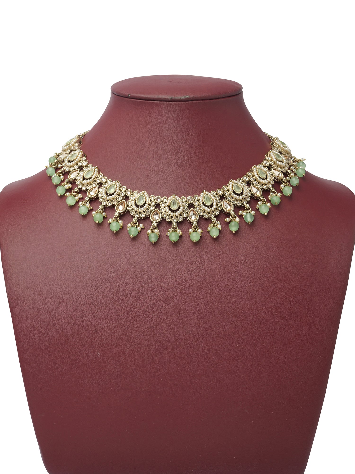 Avira Pearl Necklace Set in Mint