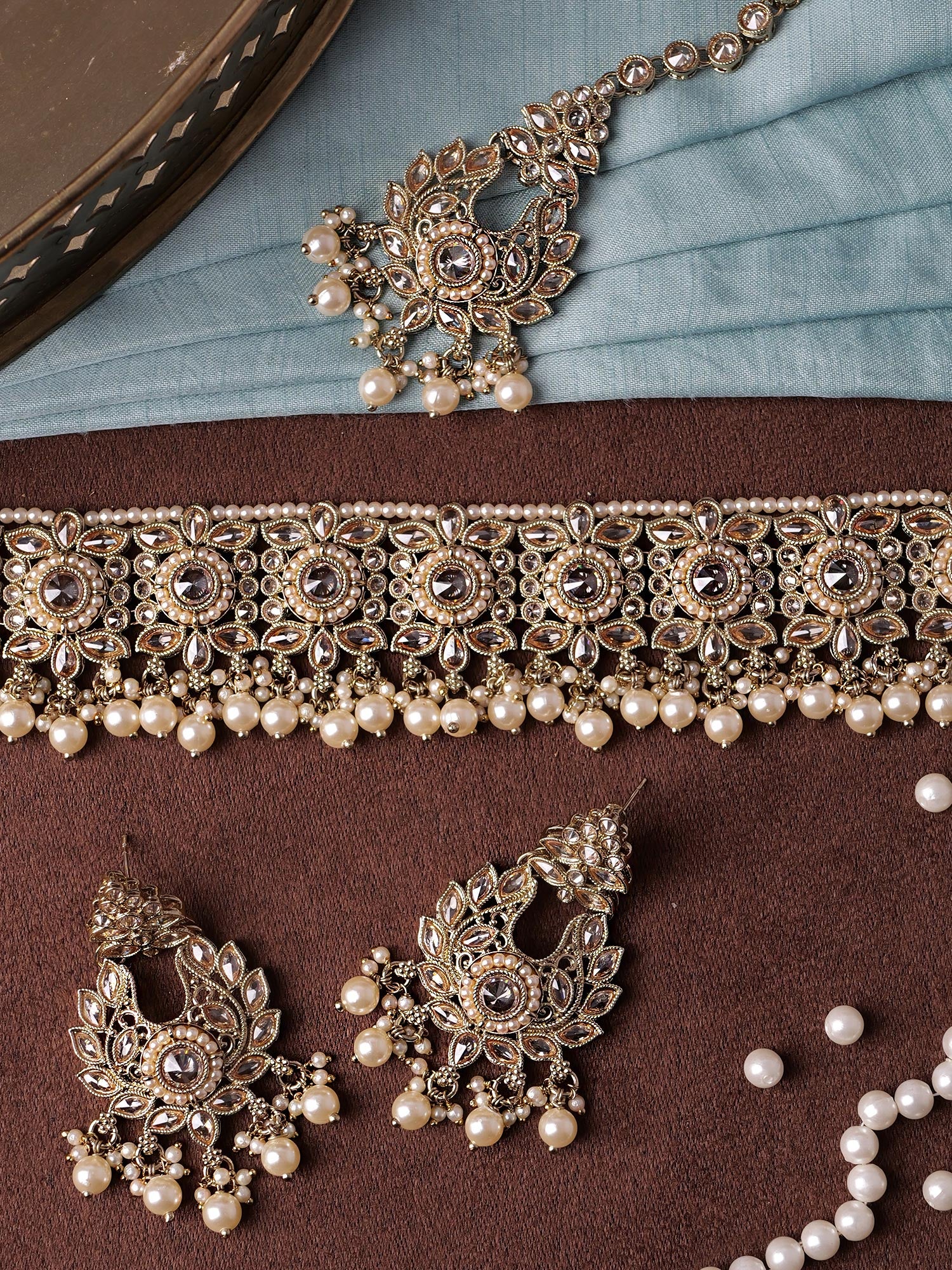 Ayushi Choker Set in Champagne and Antique Gold