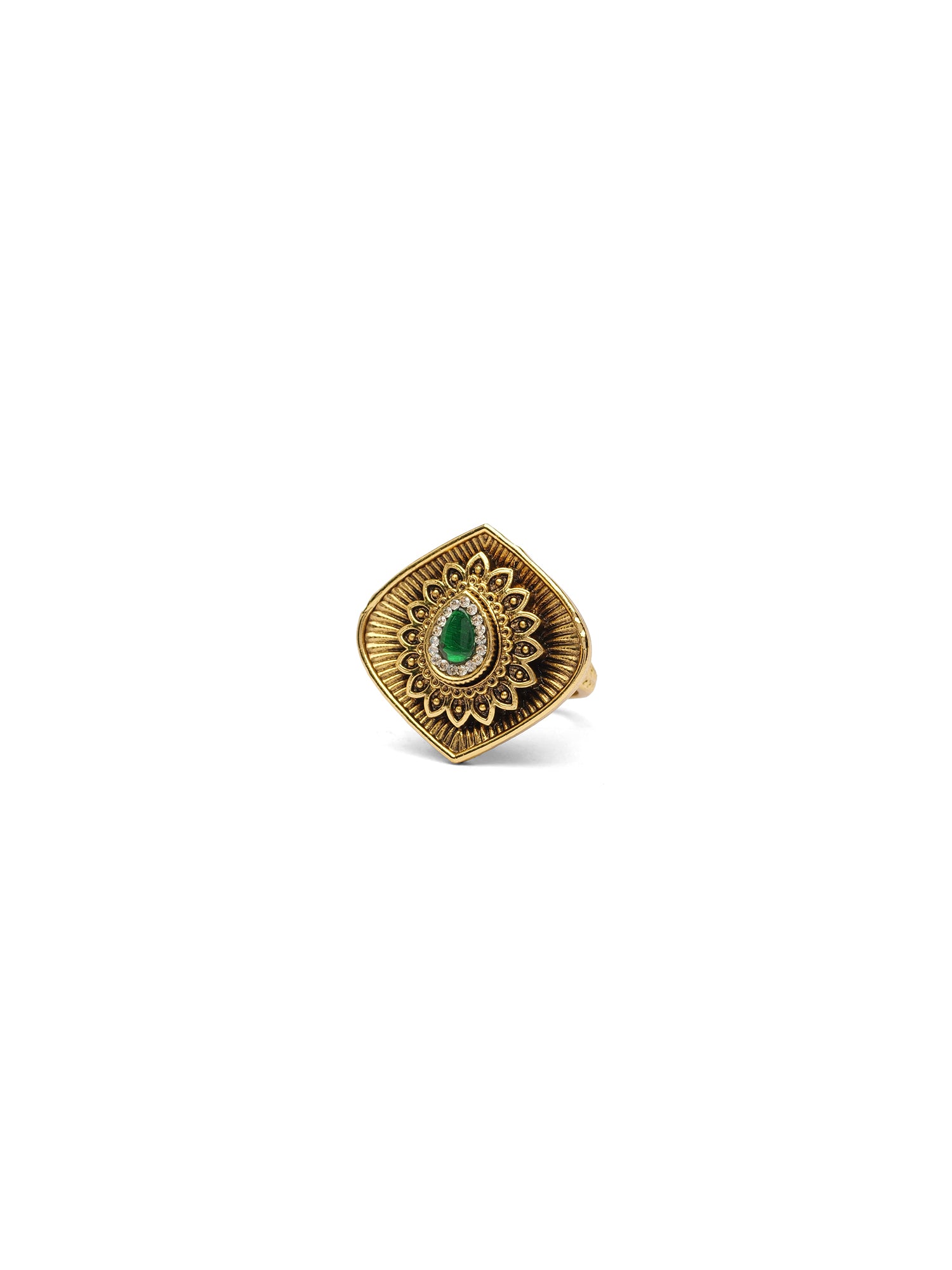 Devika Classic Ring in Green