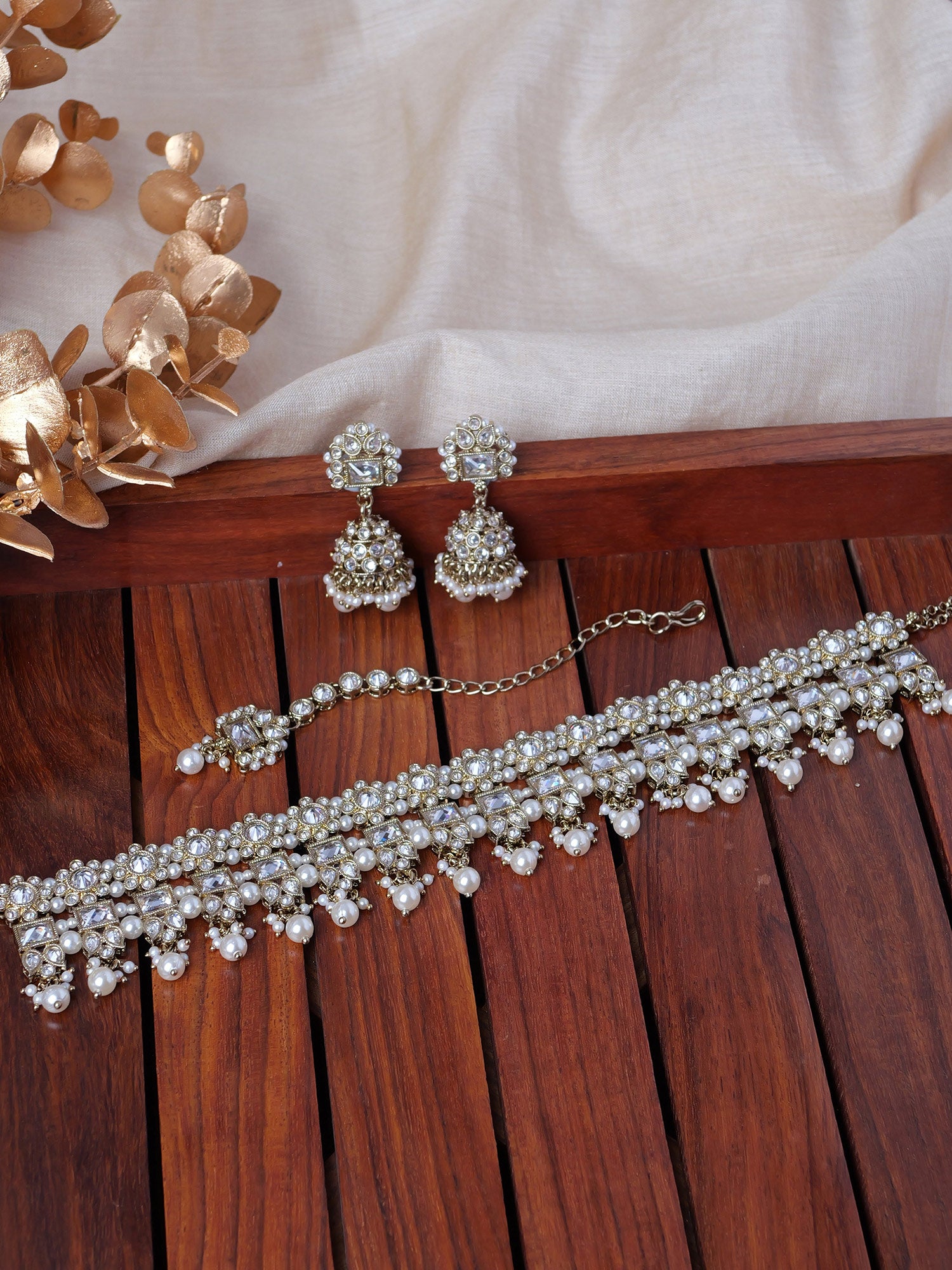 Dulari Necklace Set in White and Antique Gold