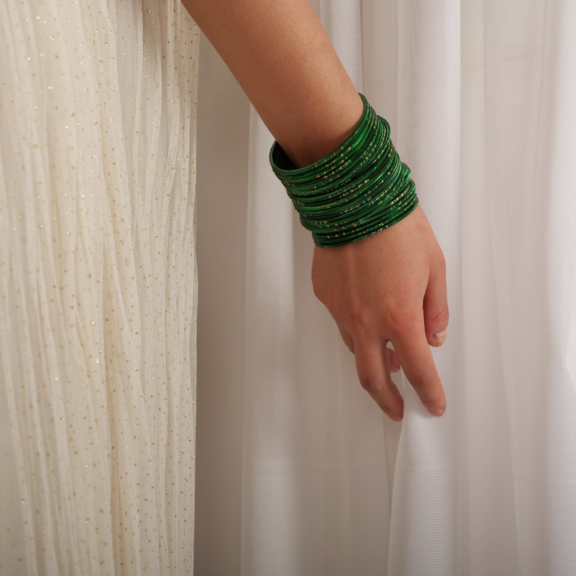 Emerald Glitter Etched Bangles