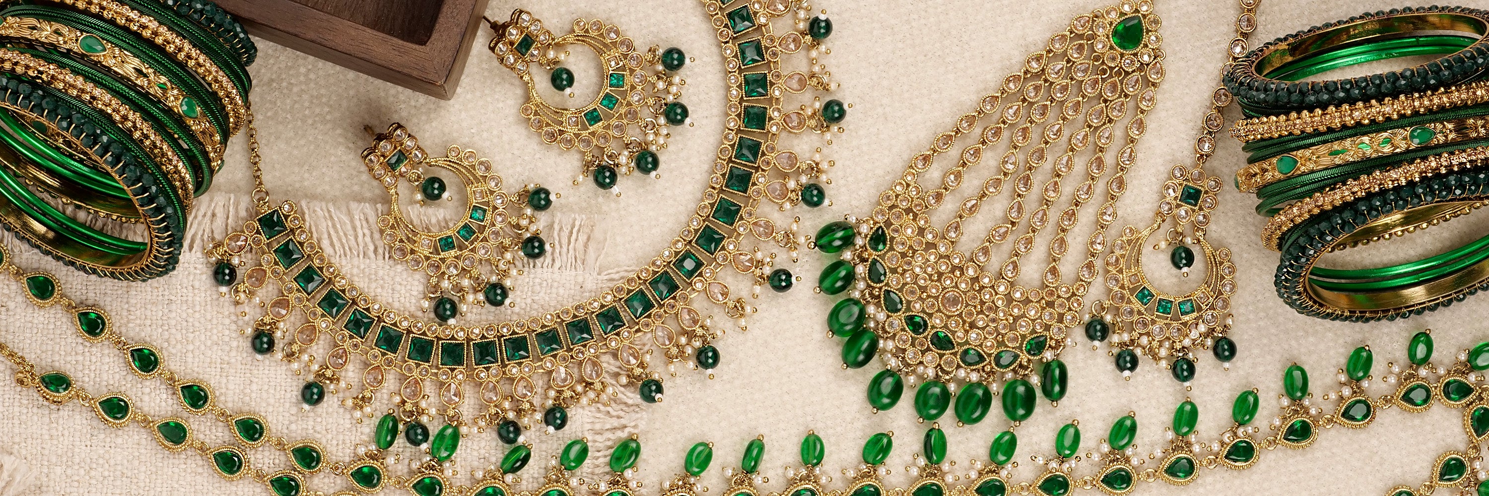 EMERALD ENCHANTMENT WEB BANNER