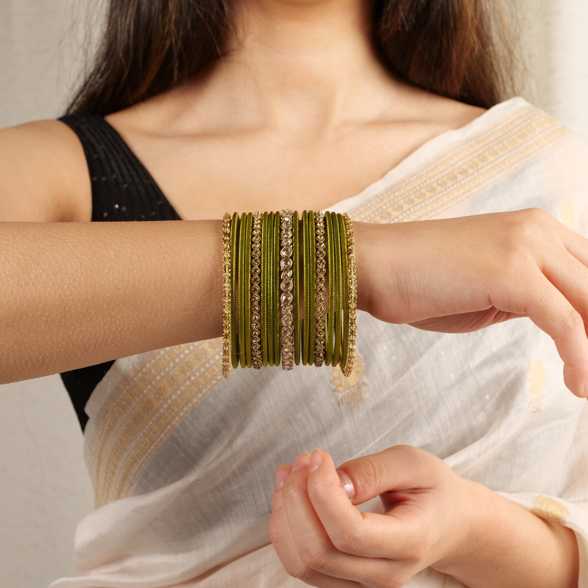 Ethnic Bangle Set in Mehndi Green