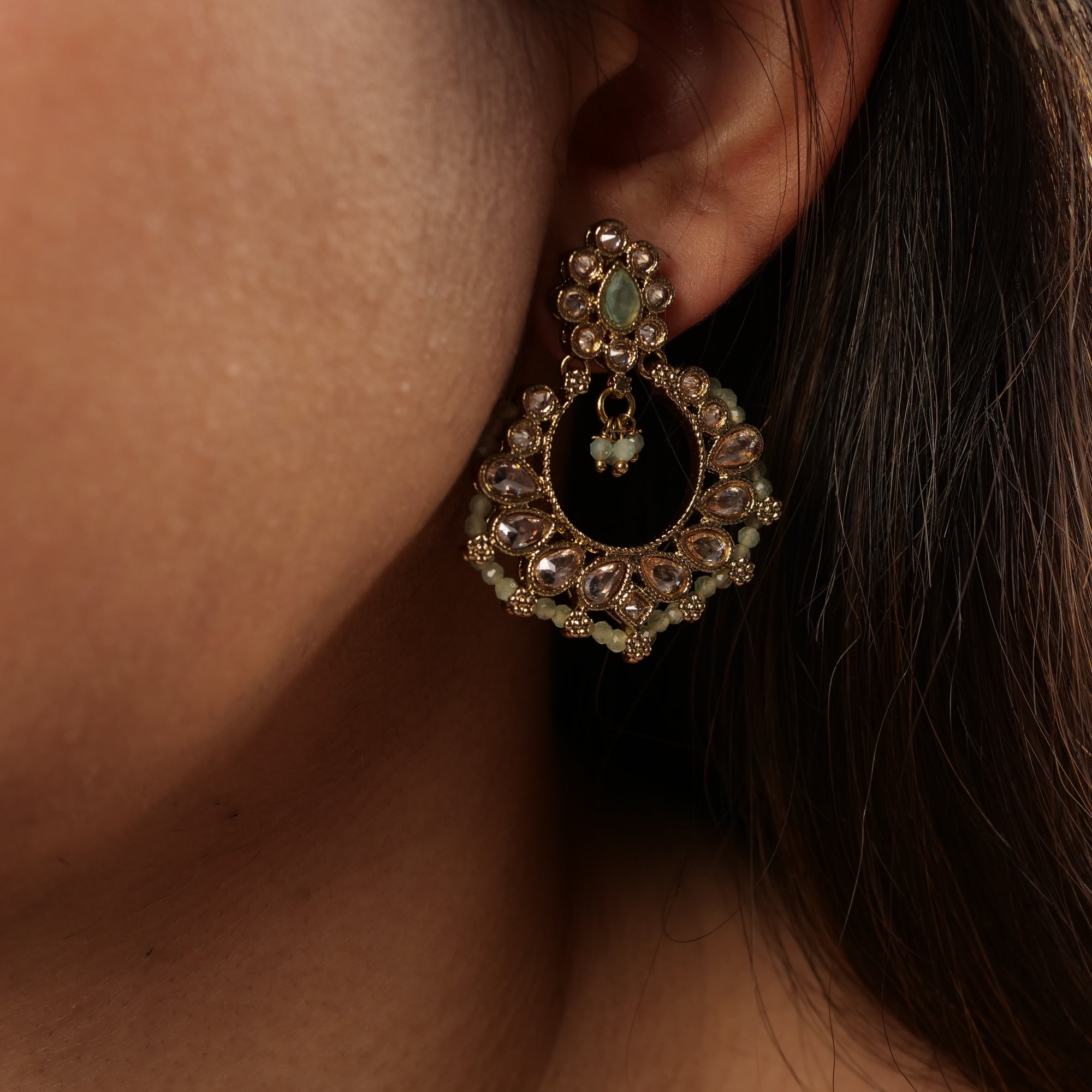 Ethnic Bead-Edge Earrings in Mint