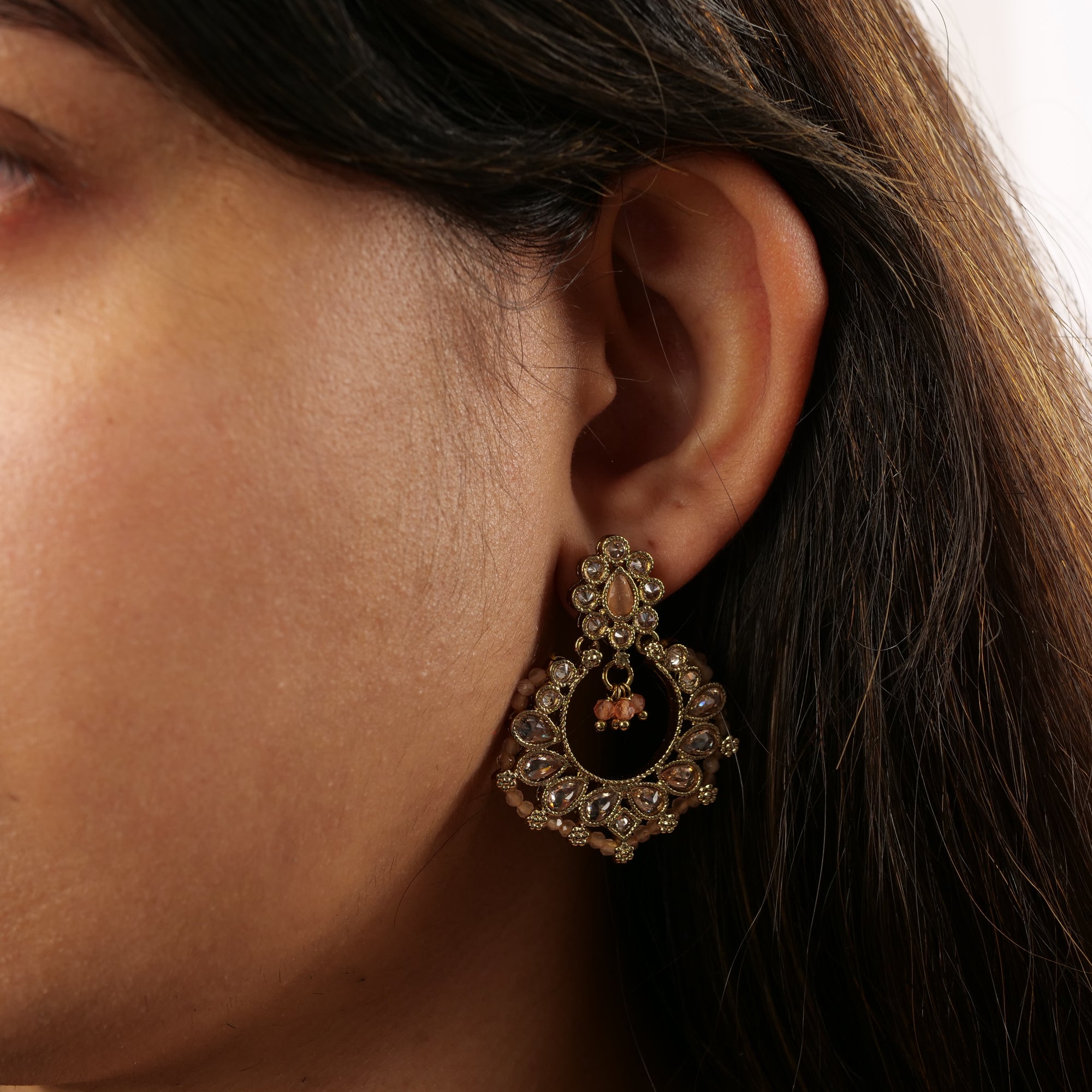 Ethnic Bead-Edge Earrings in Peach