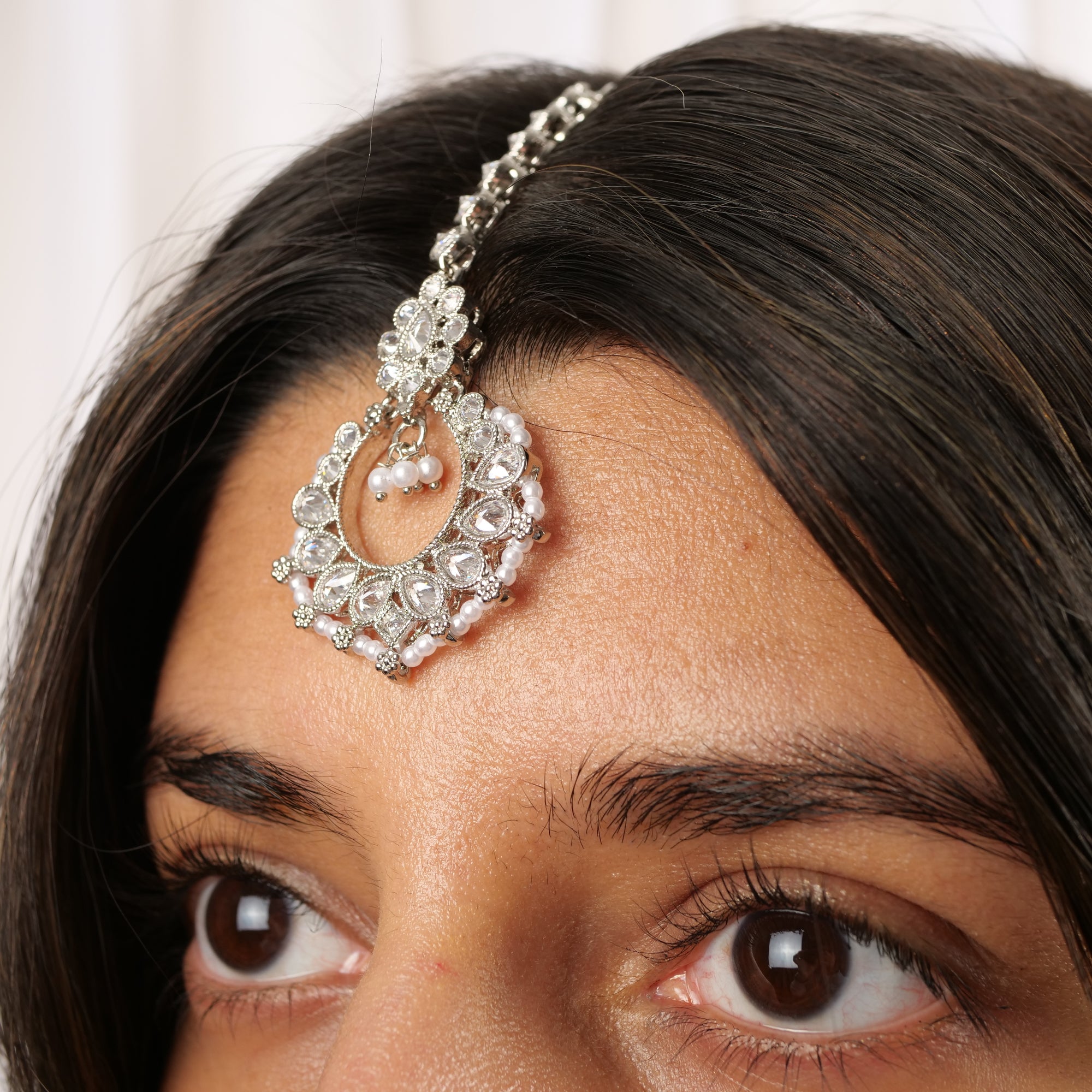 Ethnic Bead-Edge Maang Tikka in Rhodium