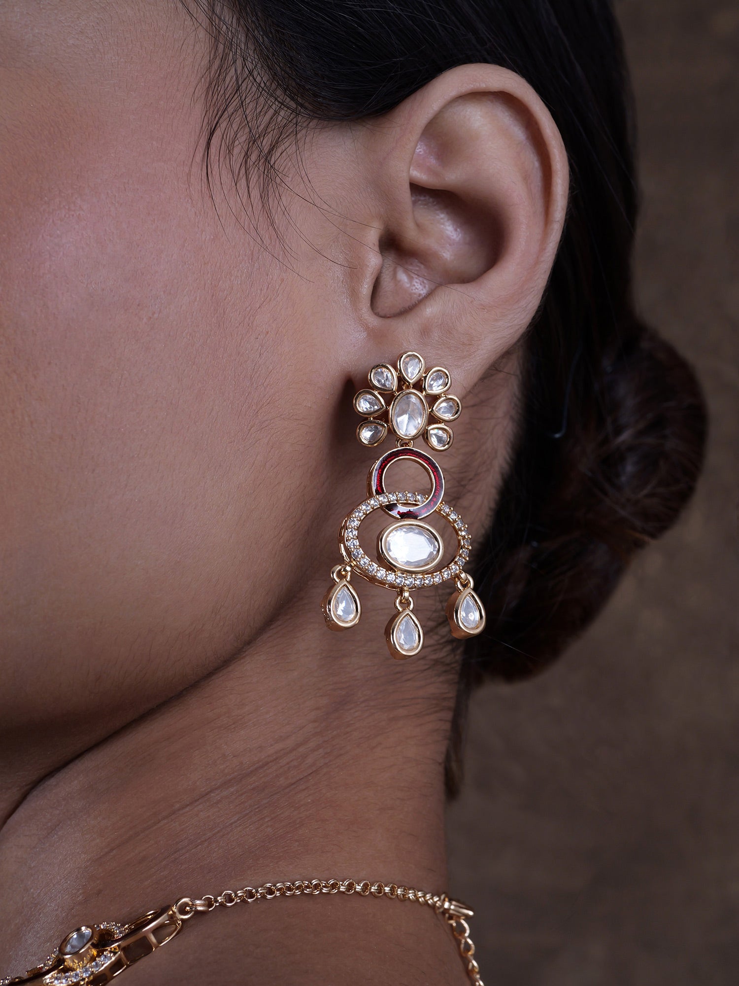 Farah Kundan Necklace Set in Maroon