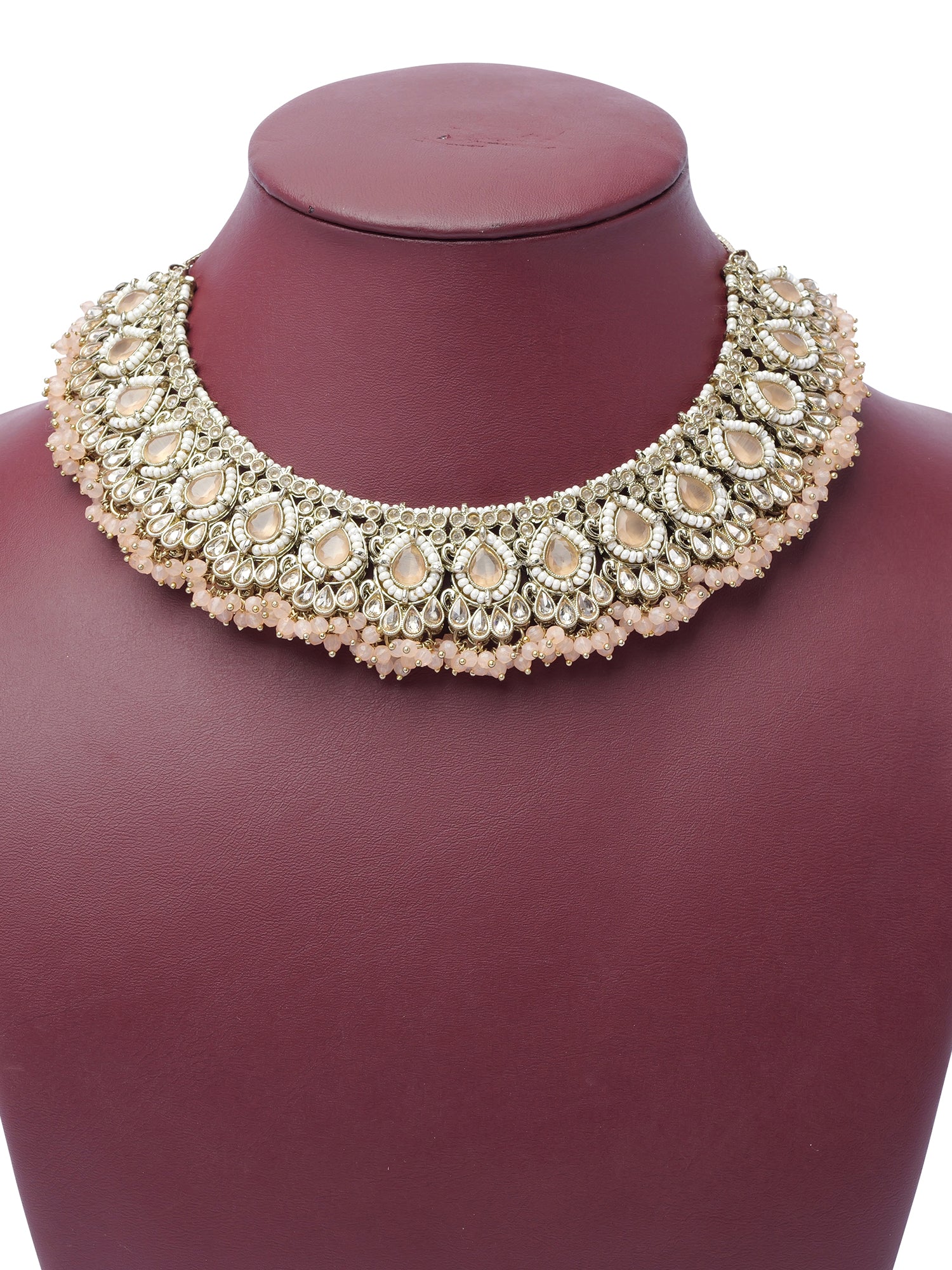 Fareeha Necklace Set in Peach