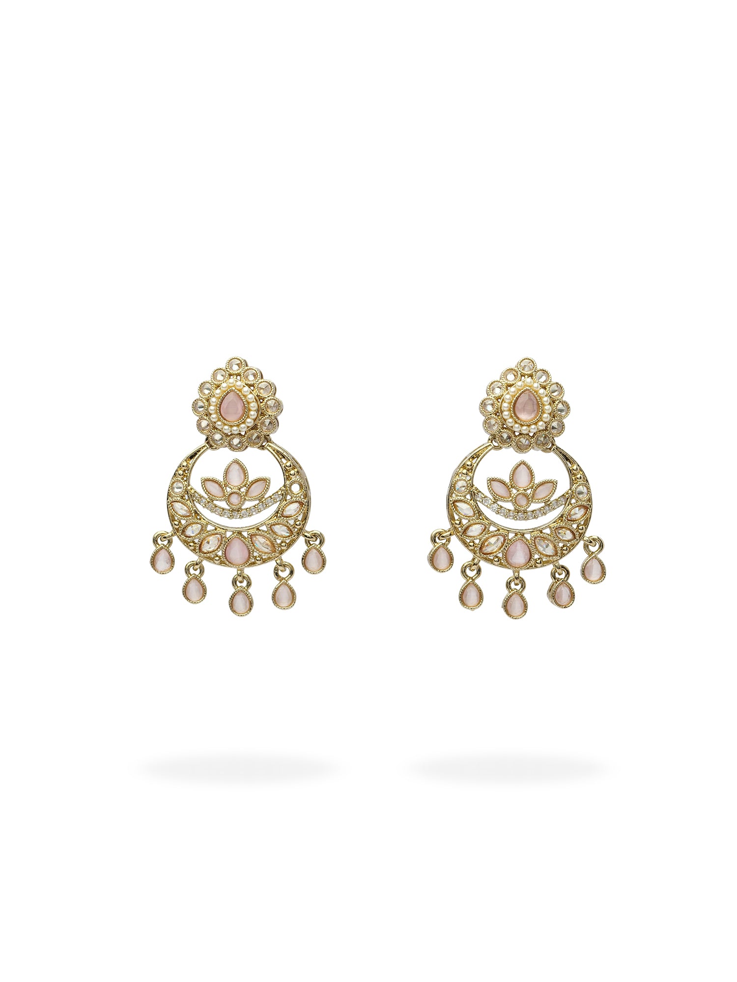 Fariha Pearl Earrings in Light Pink