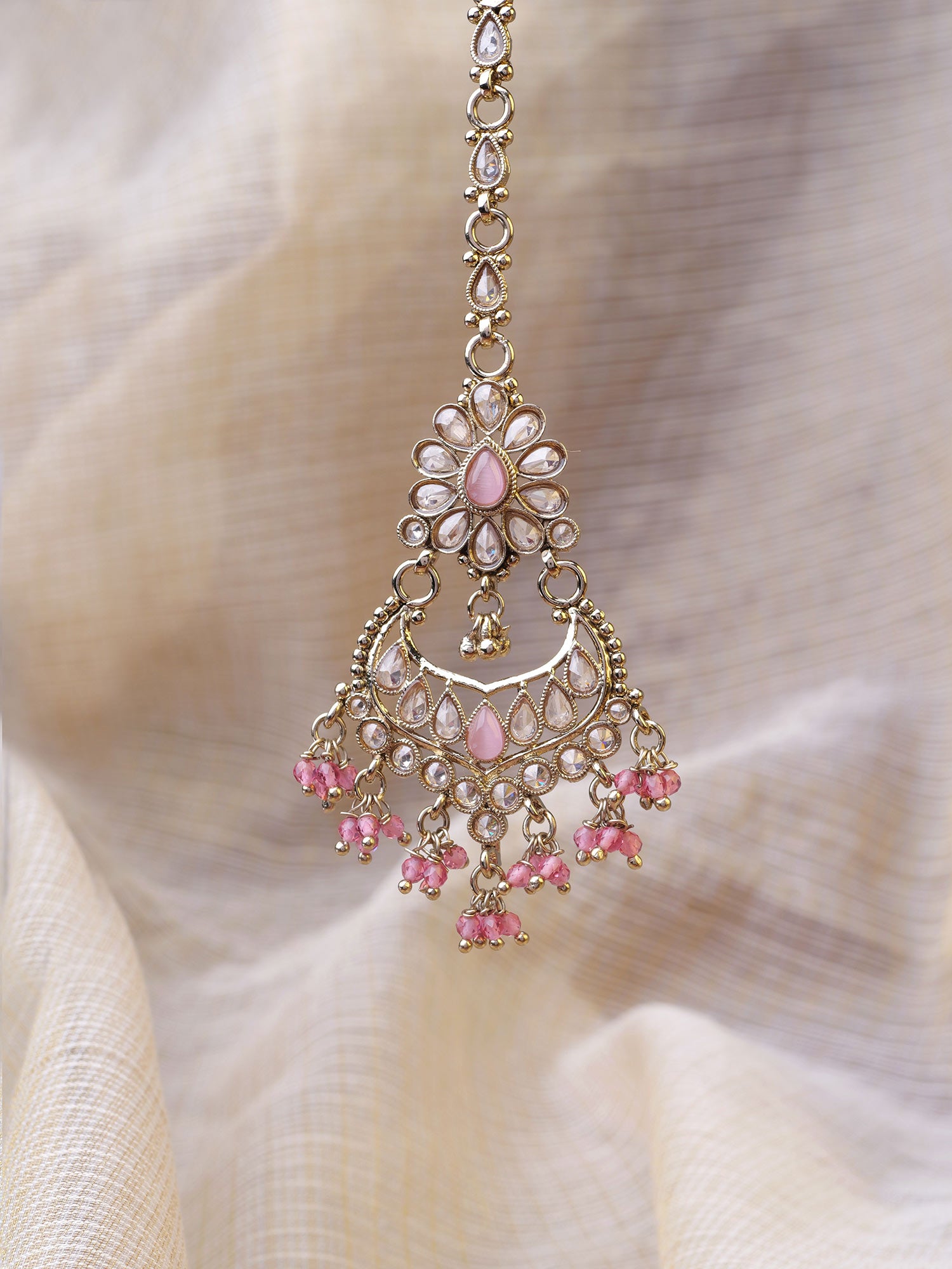Gulnaz Maang Tikka in Light Pink