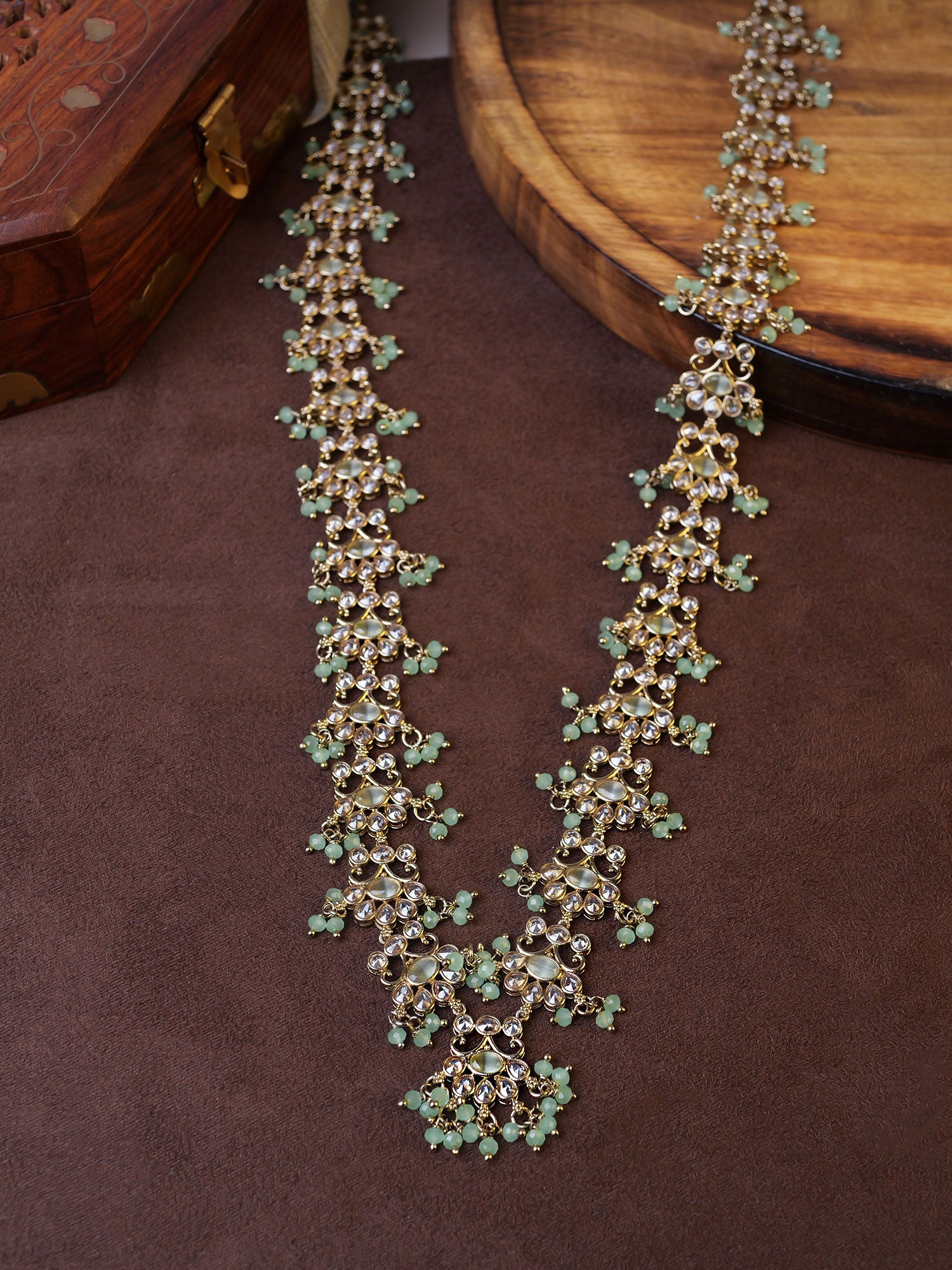 Imara Rani Haar in Mint and Antique Gold