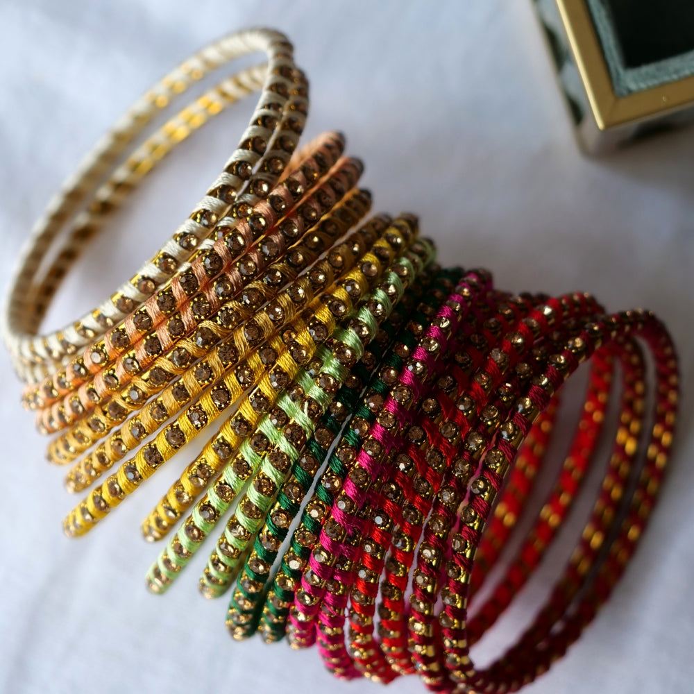 Jaiya Thread Bangles in Gold