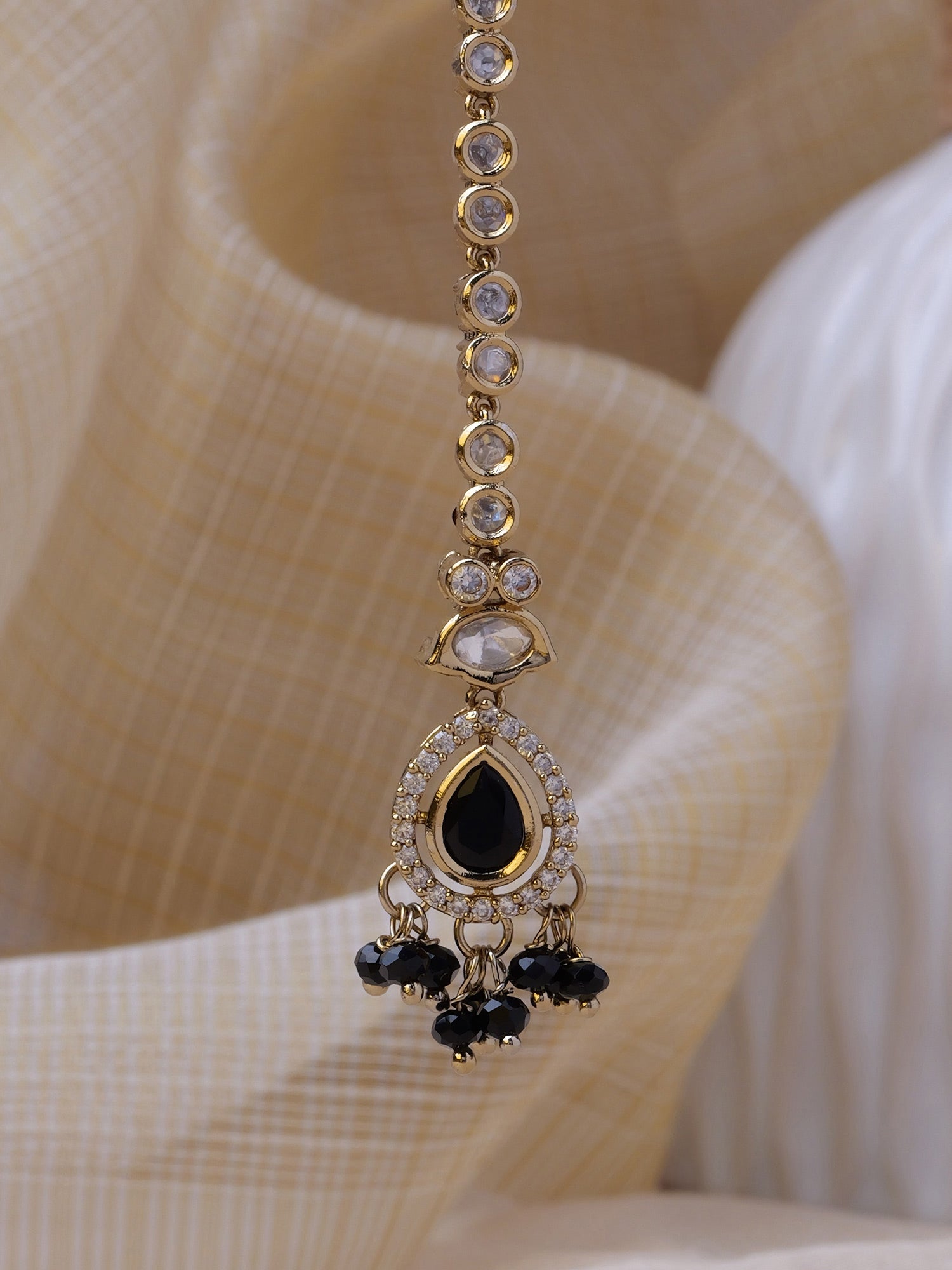 Jasmin Maang Tikka in Black