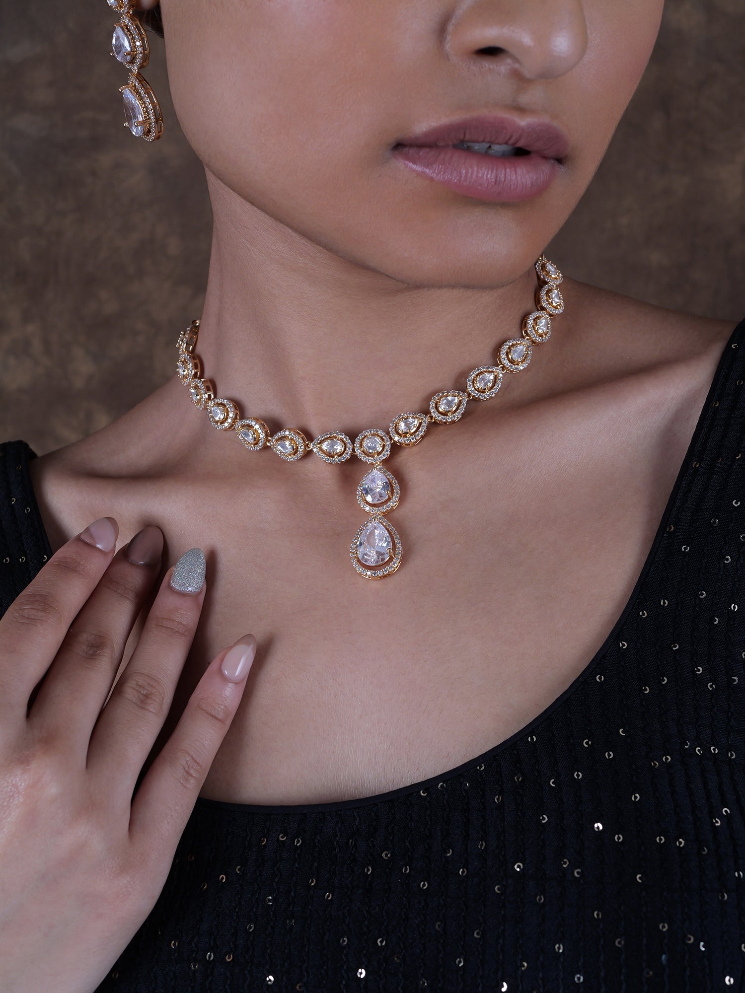 Kirana Kundan Necklace Set in White