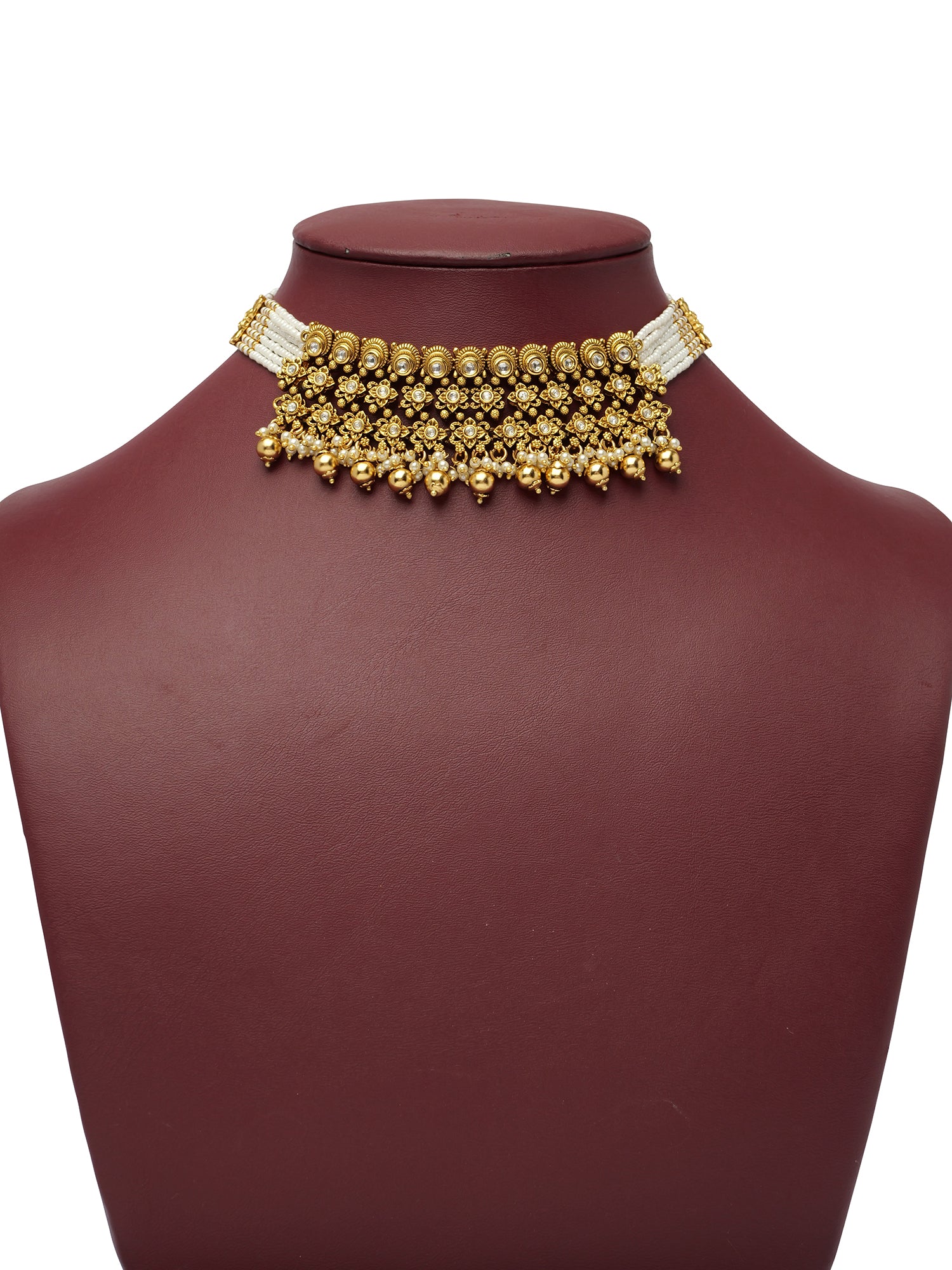 Latika Necklace Set in White and Pearl