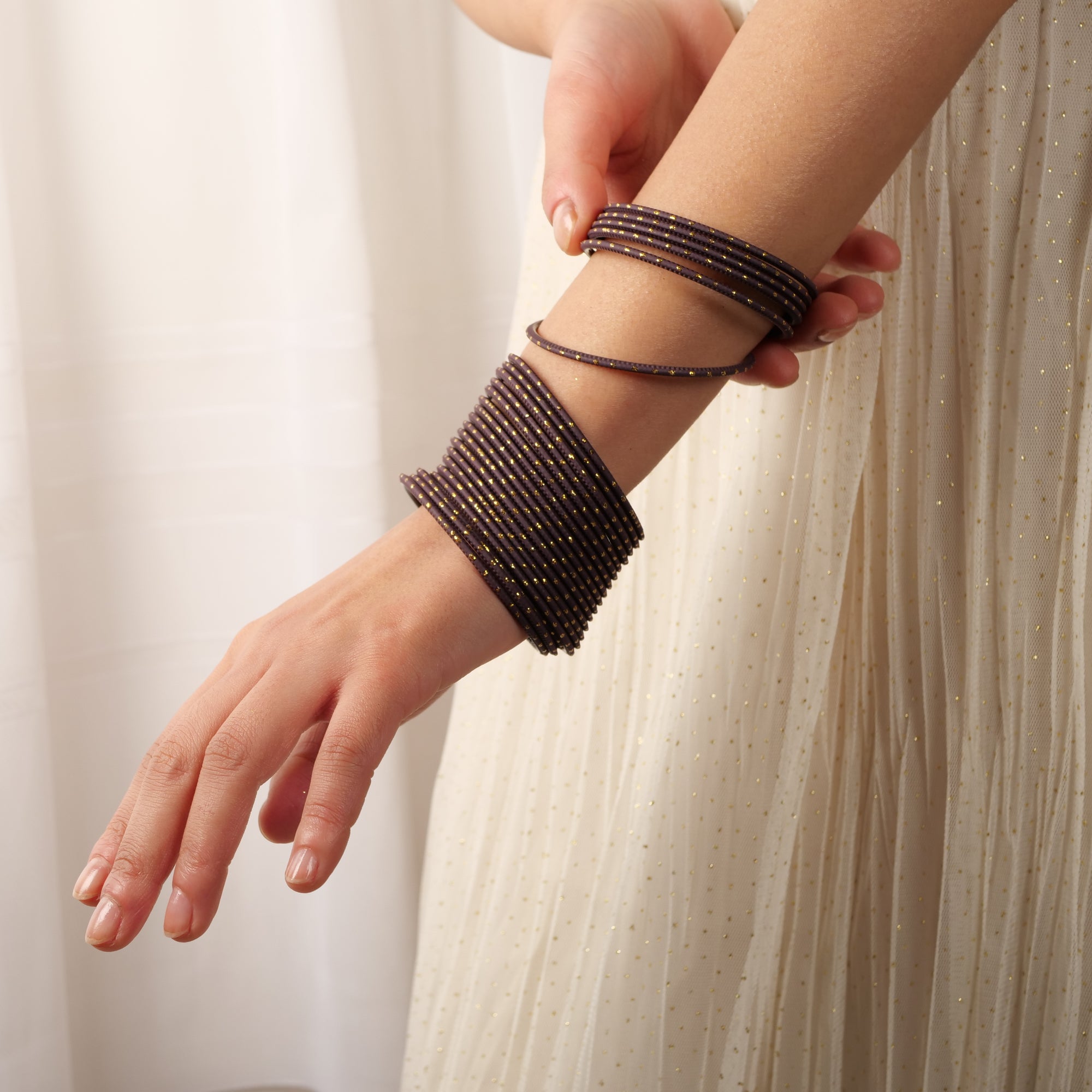 Mauve Gold Dotted Bangles
