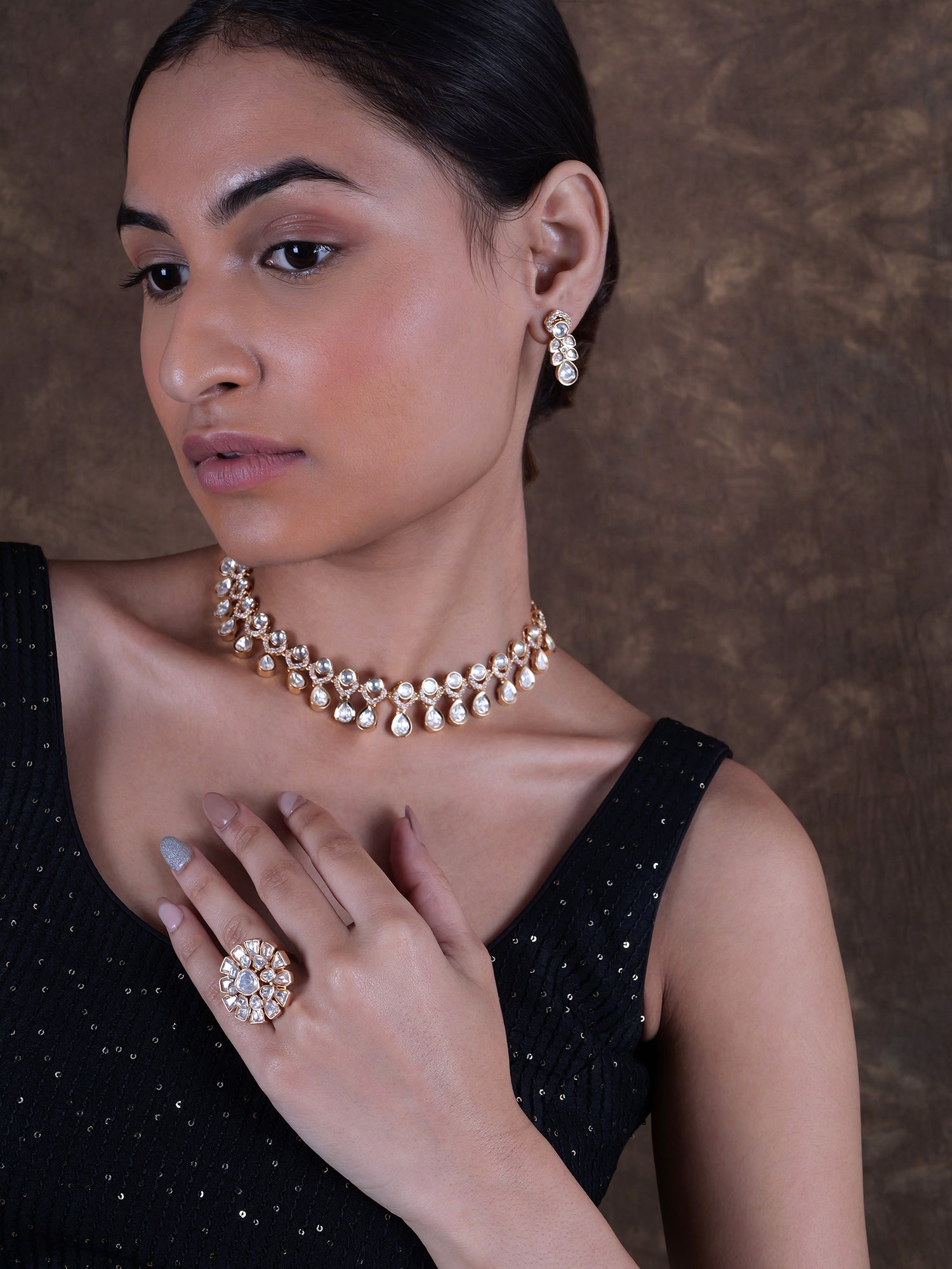Mahi Kundan Necklace Set in White