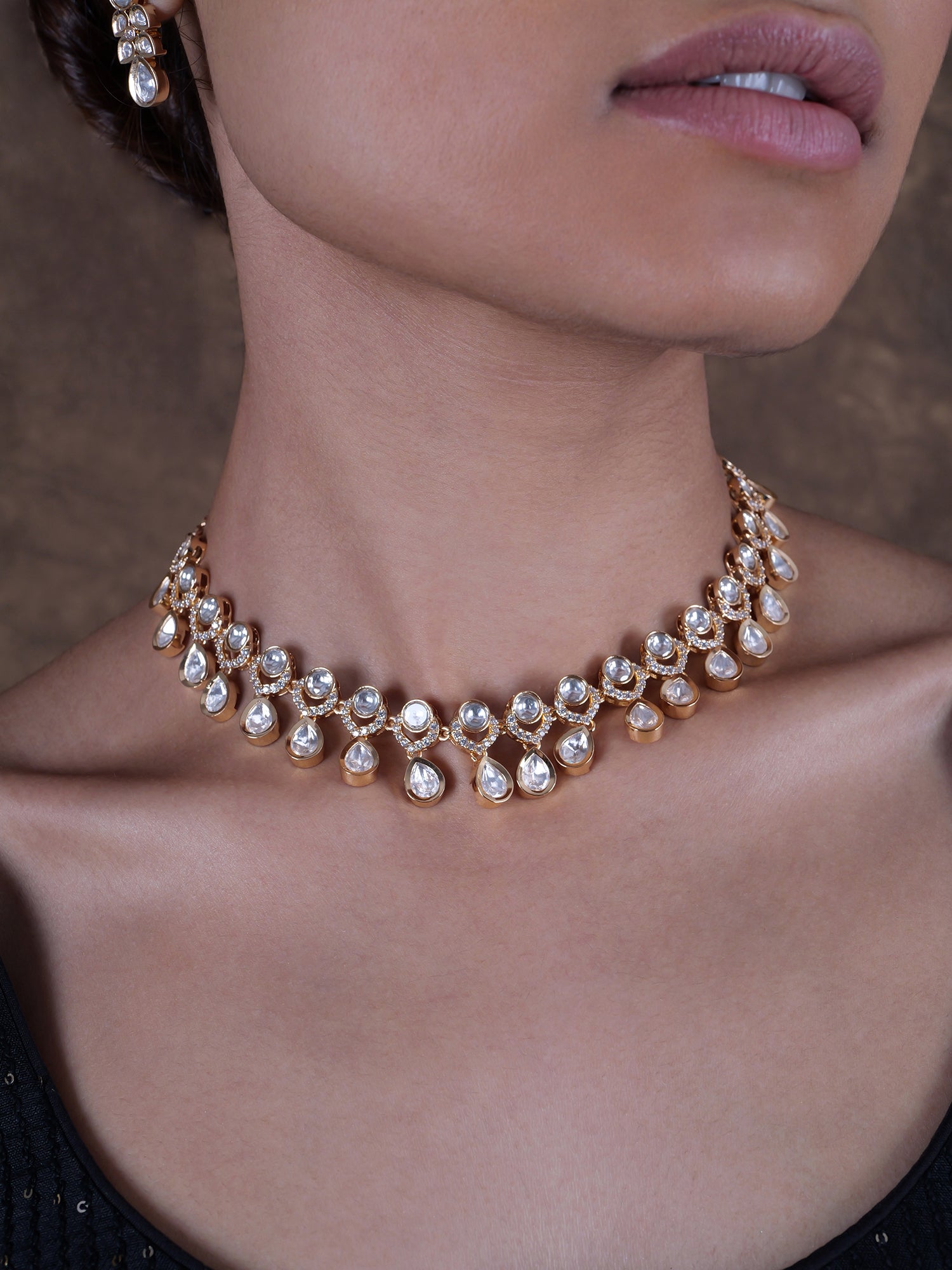 Mahi Kundan Necklace Set in White