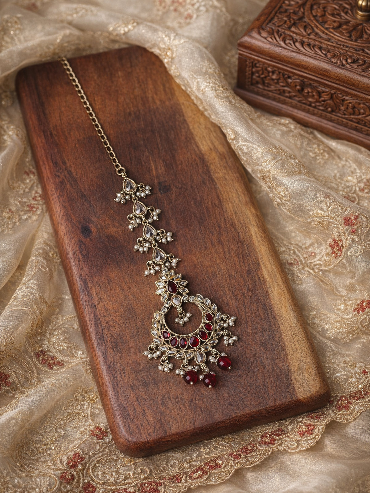 Meher Maang Tikka in Maroon