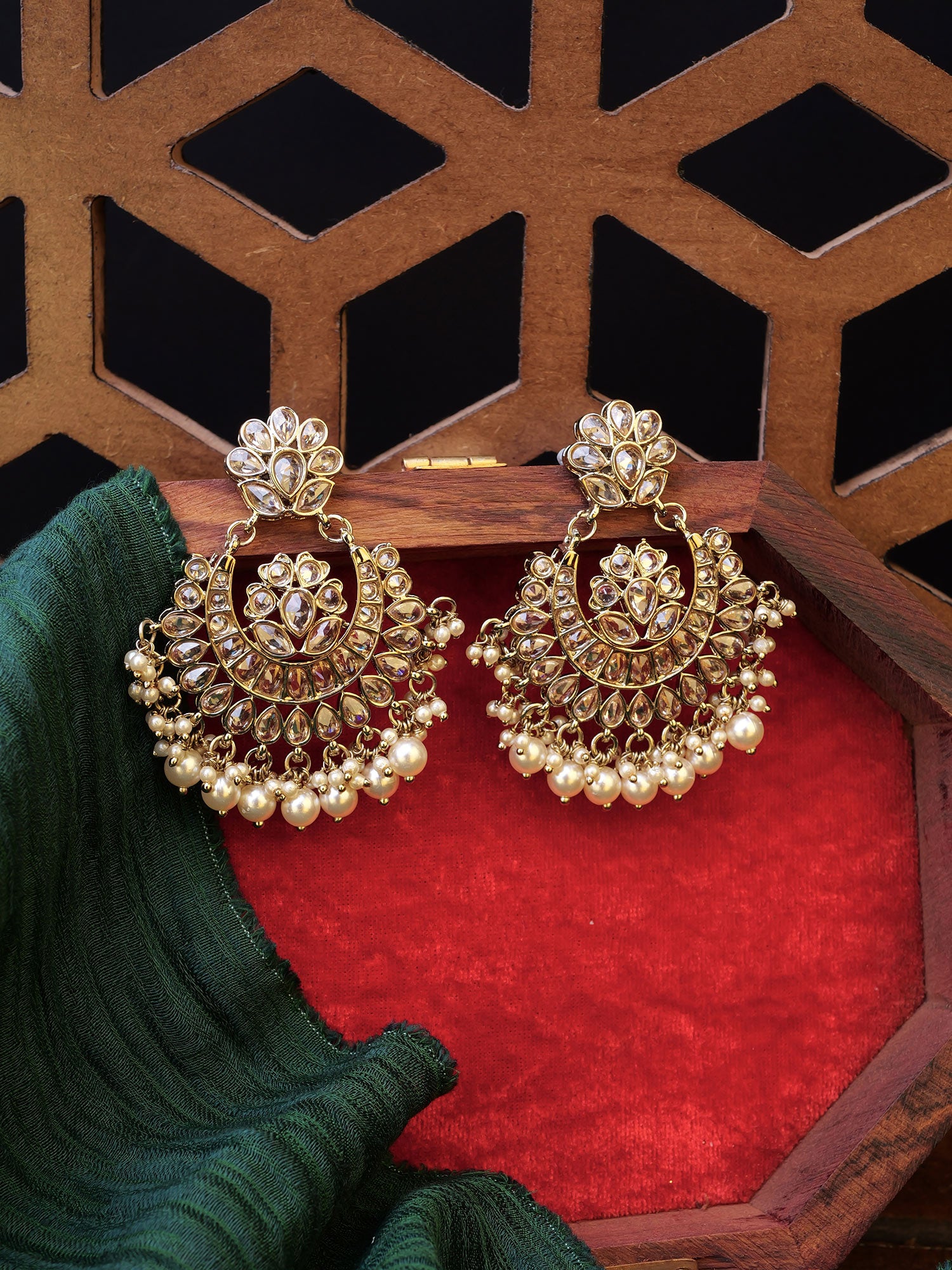 Mehreen Chandbali Earrings in Champagne