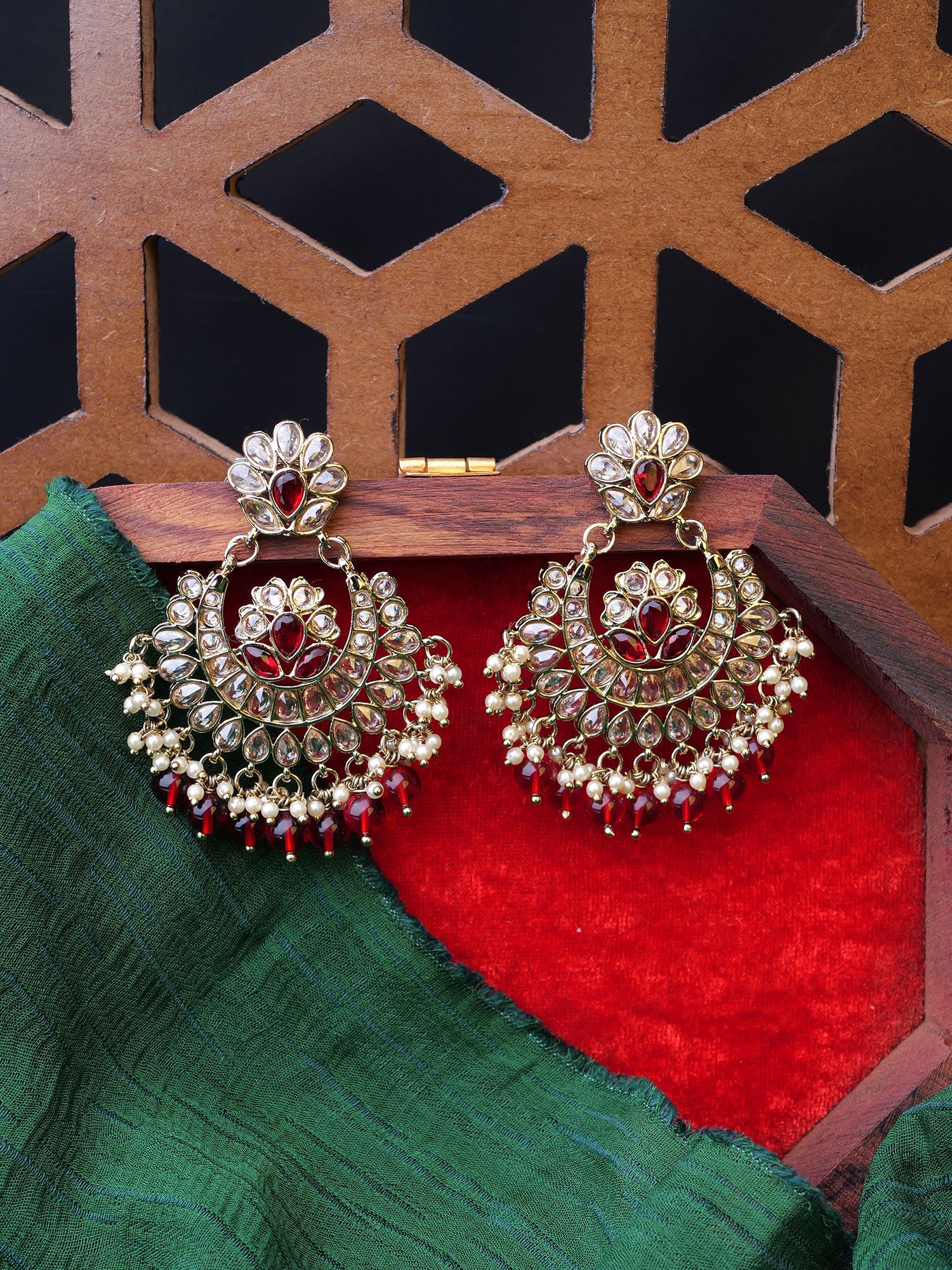 Chandbali Earrings With Maang Tikka And Earrings Jewellery