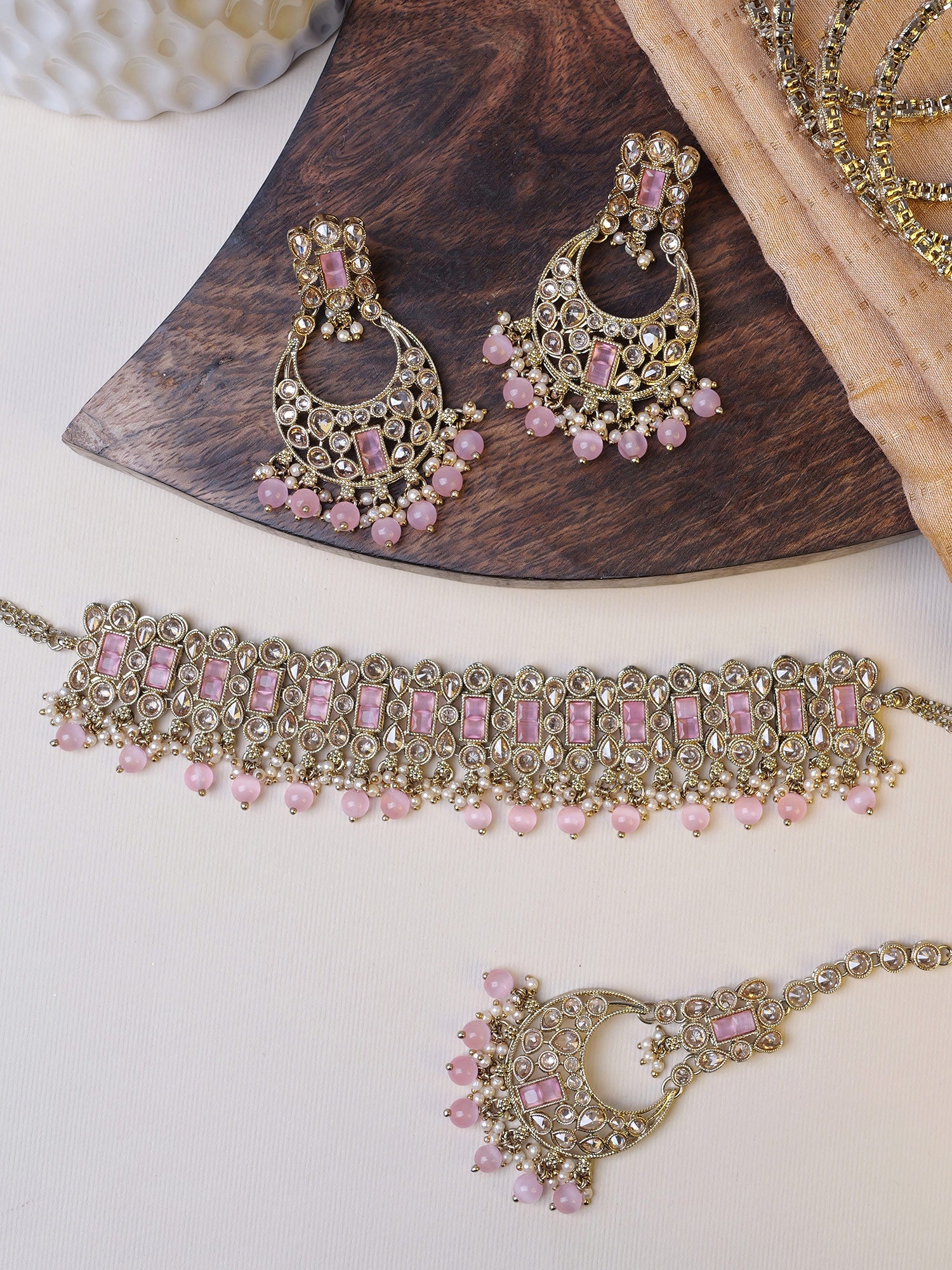 Mina Choker Set in Pearl and Pink