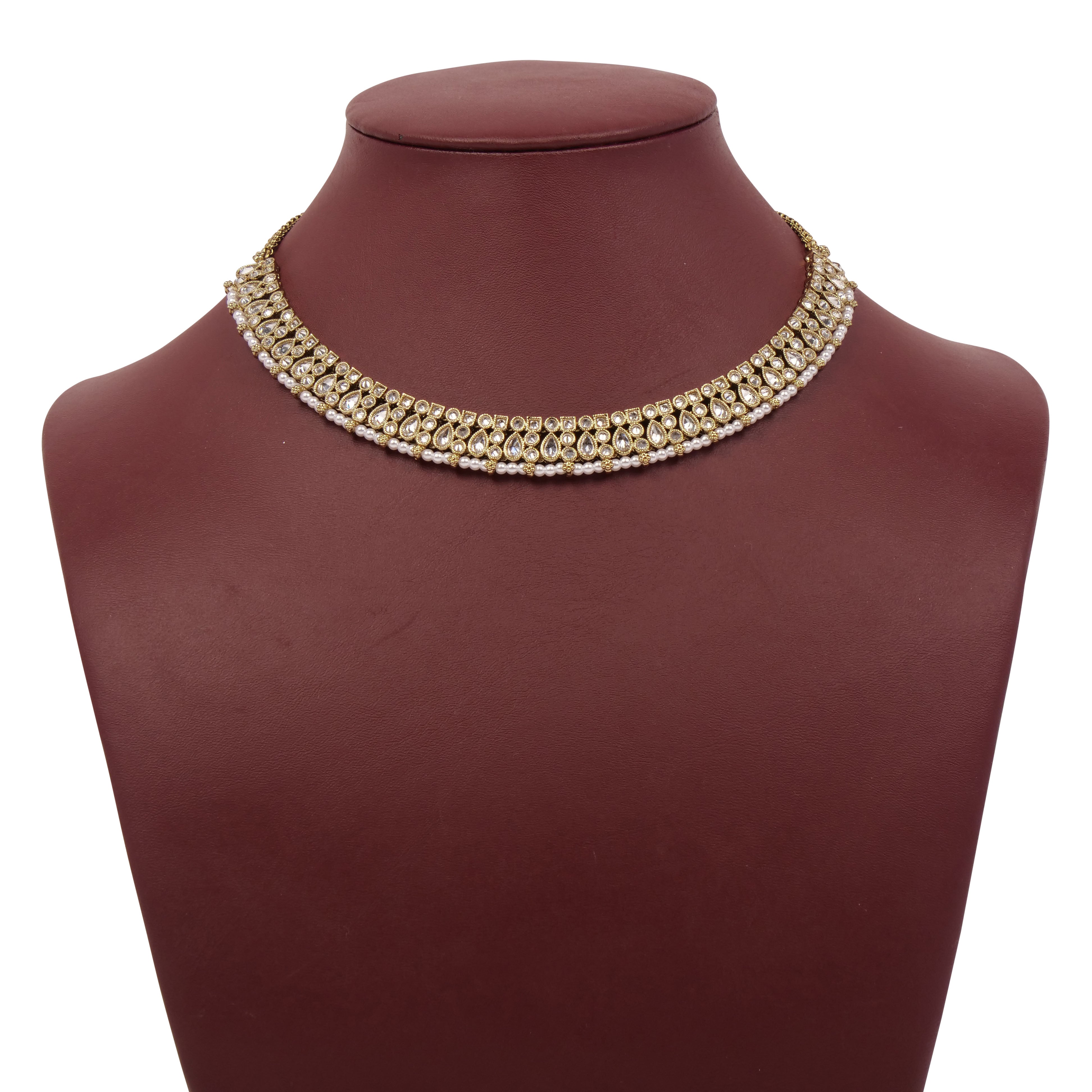Naina Simple Necklace Set in White