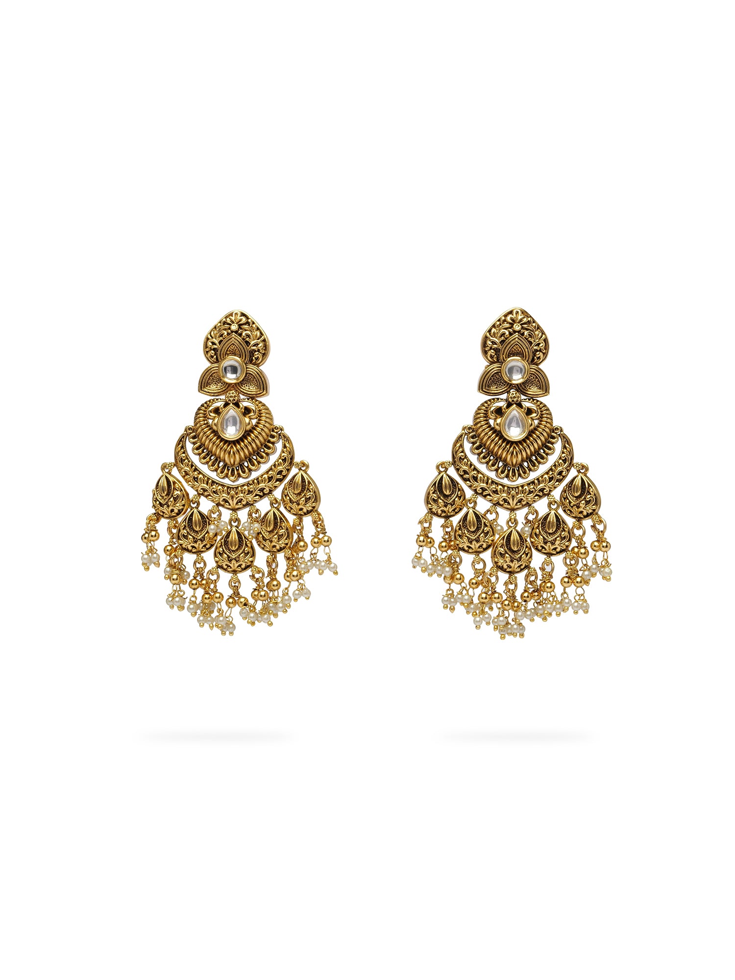 Nandita Classic Bridal Necklace Set in White