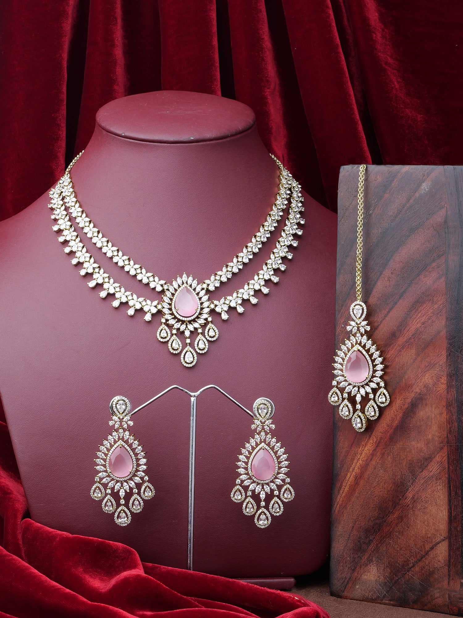 Navira Cubic Zirconia Necklace Set in Light Pink