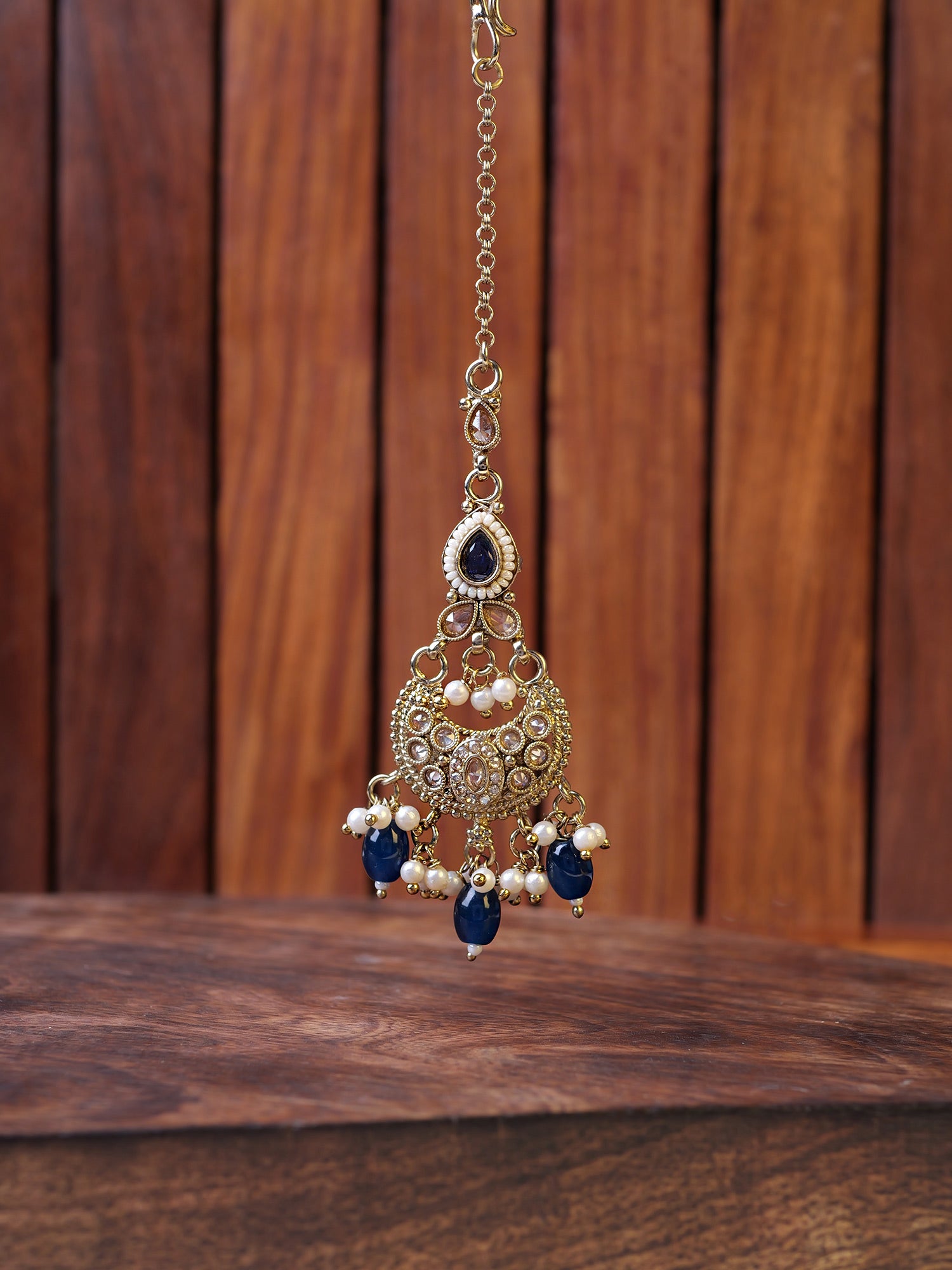 Nayla Pearl Maang Tikka in Blue
