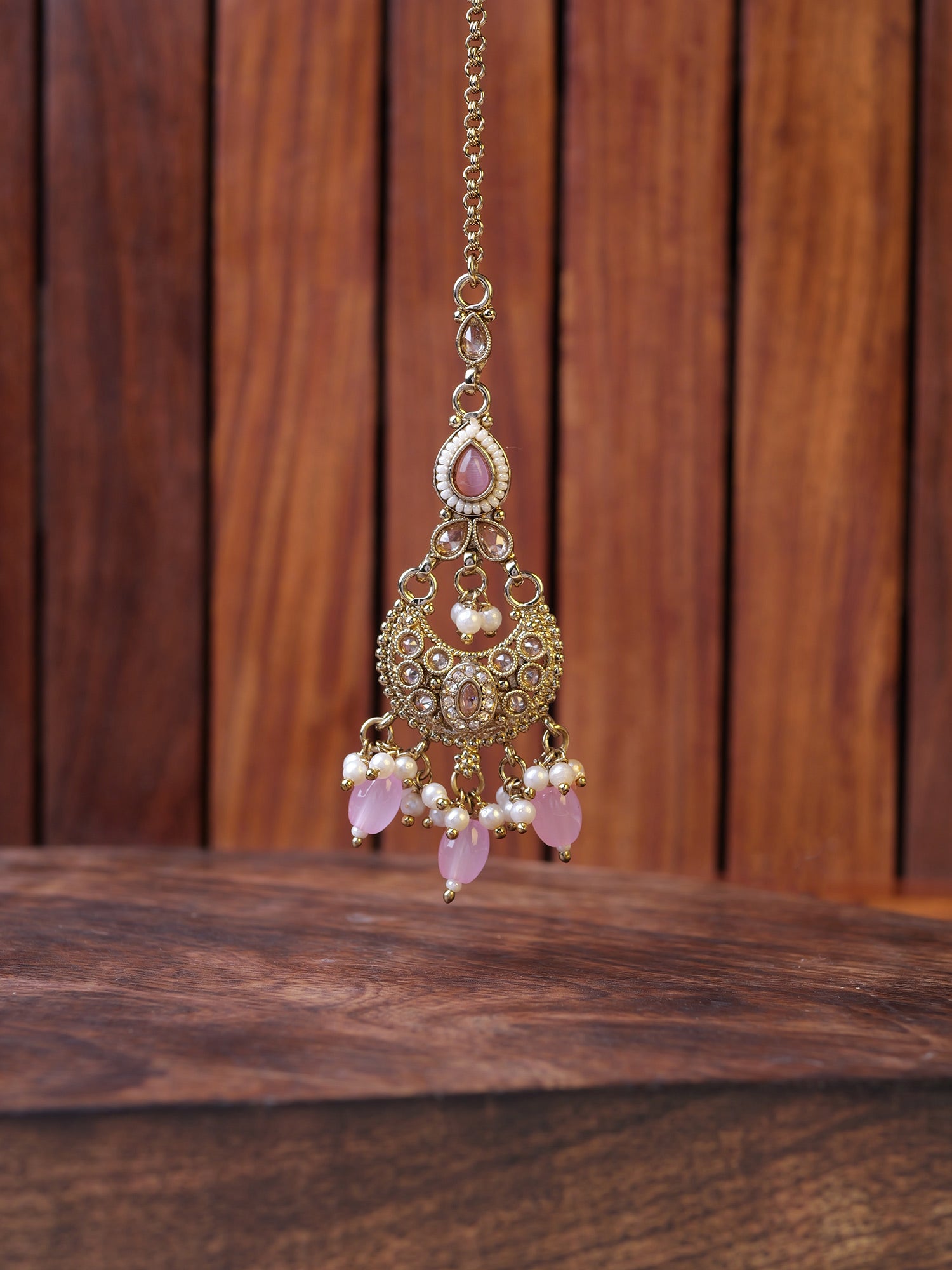 Nayla Pearl Maang Tikka in Pink