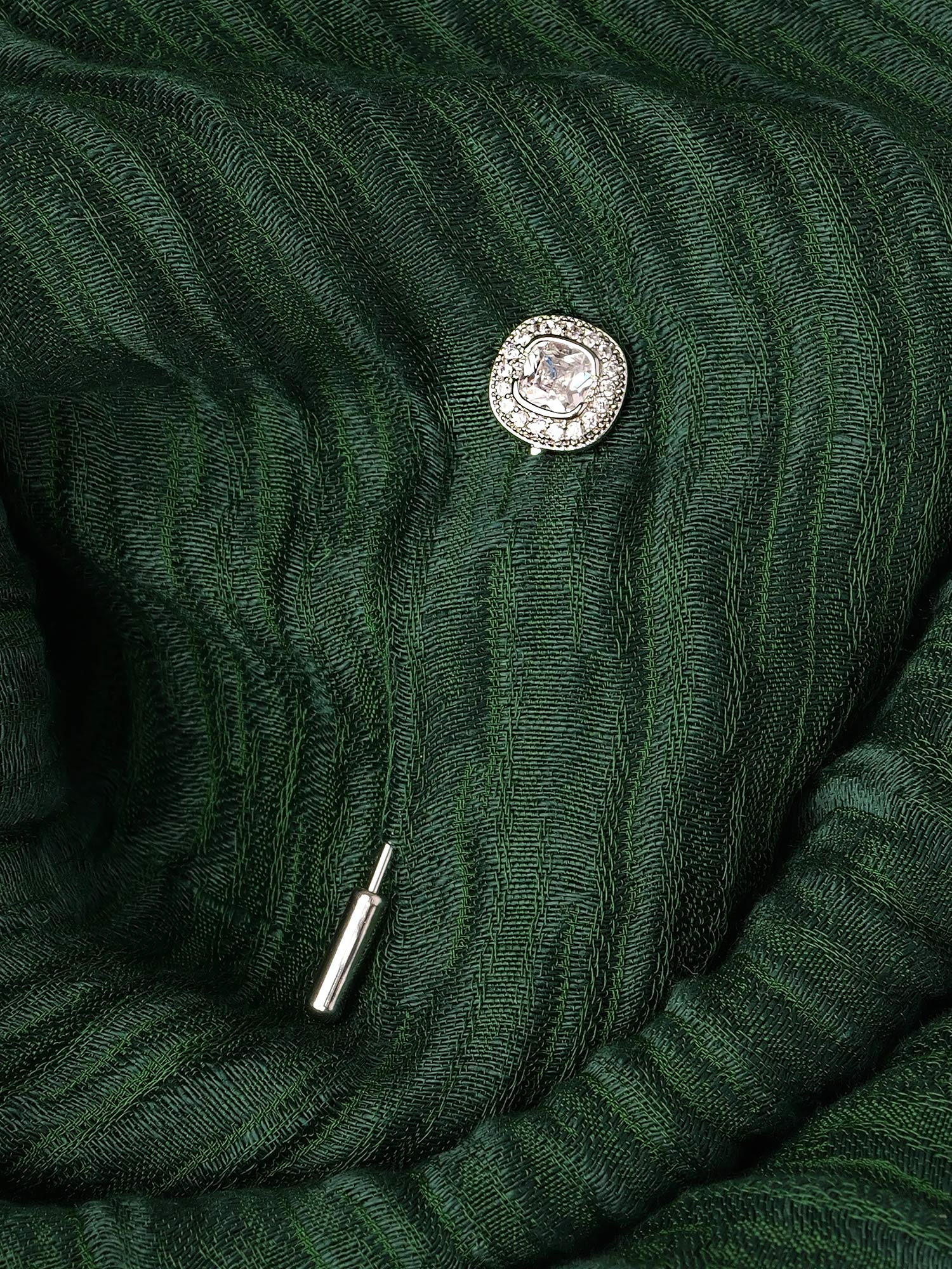 Nura Scarf Pin in White and Rhodium