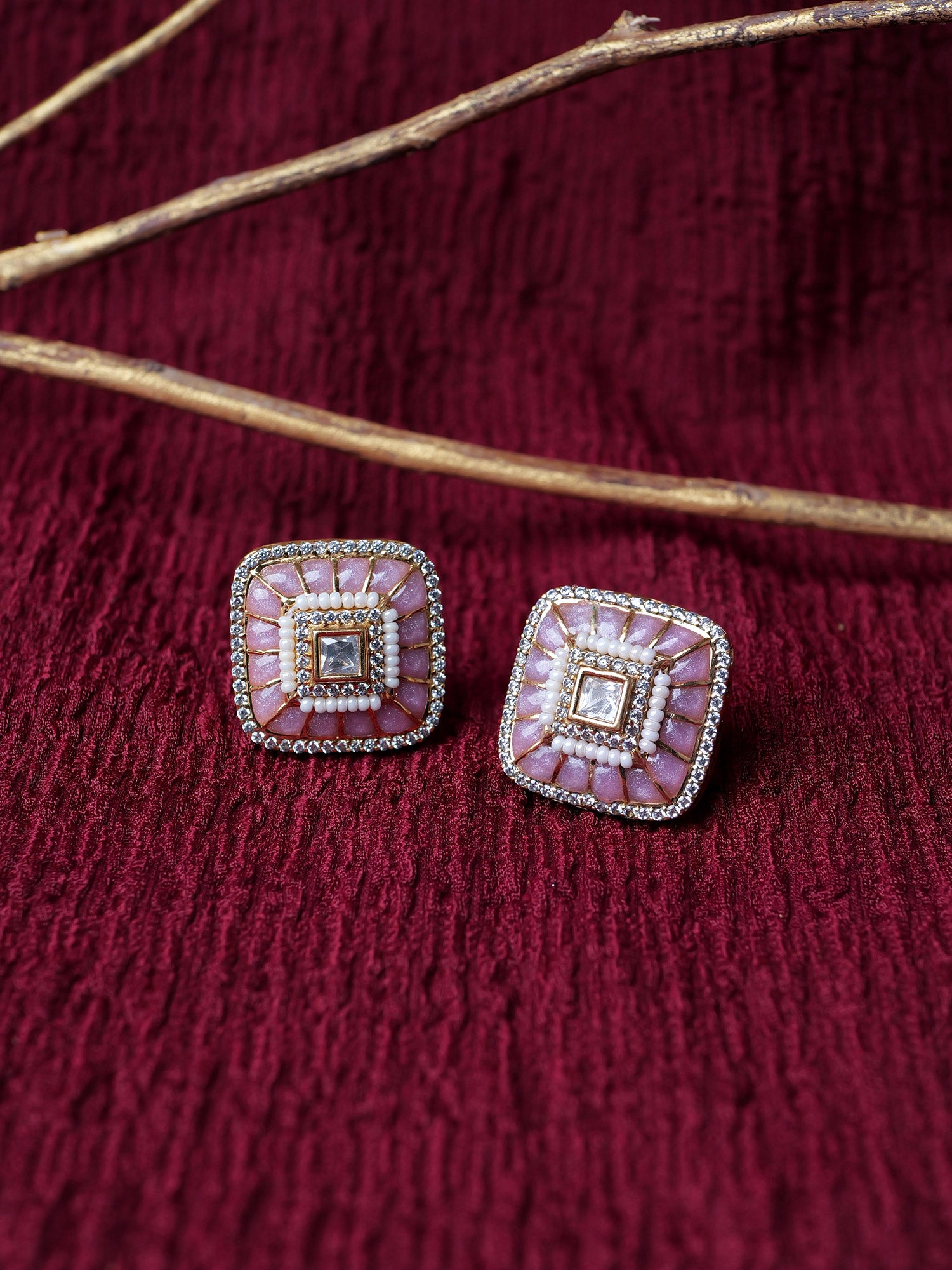 Nurina Kundan Stud Earrings in Light Pink