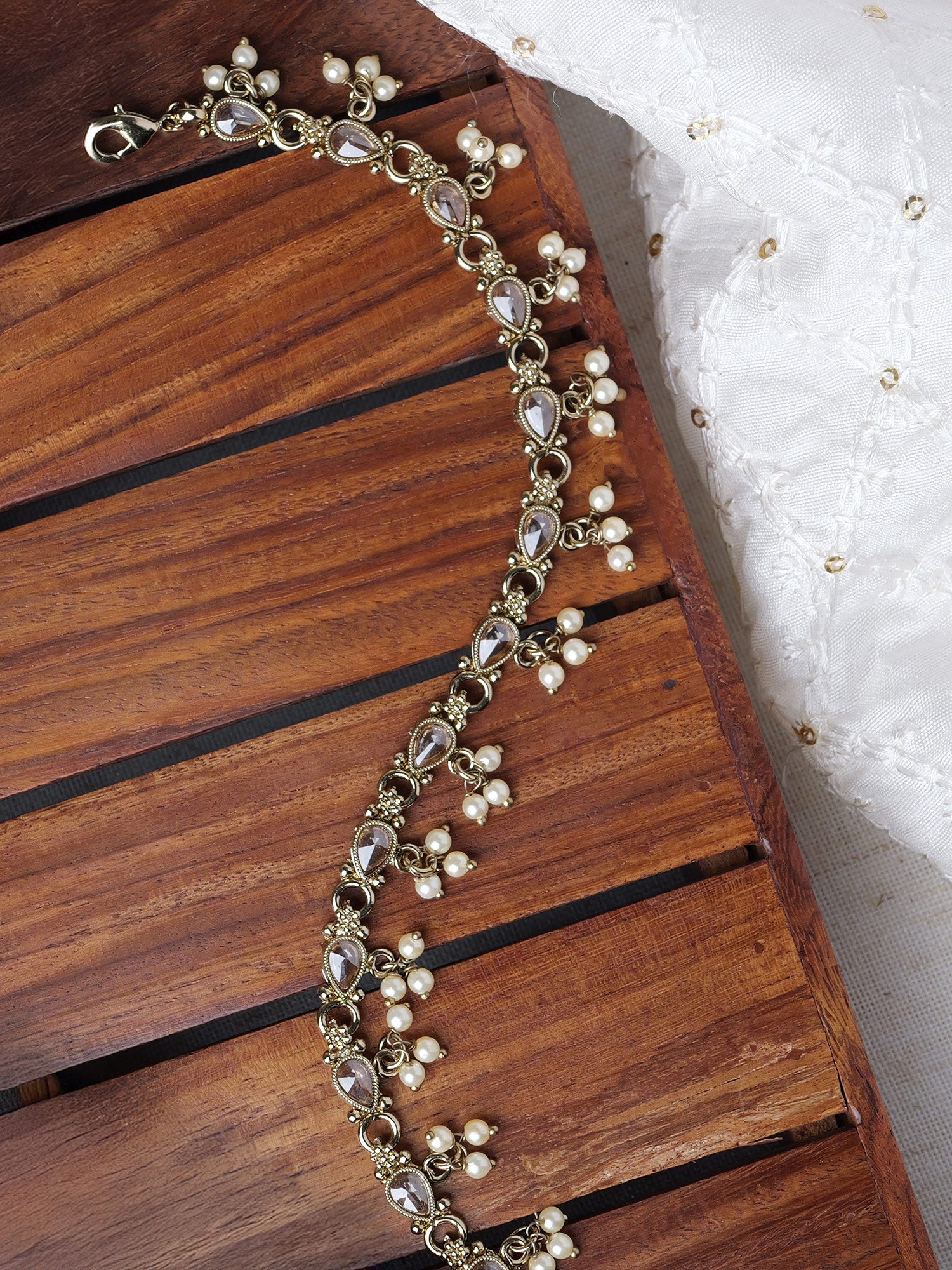 Nysha Pearl Anklet in Champagne