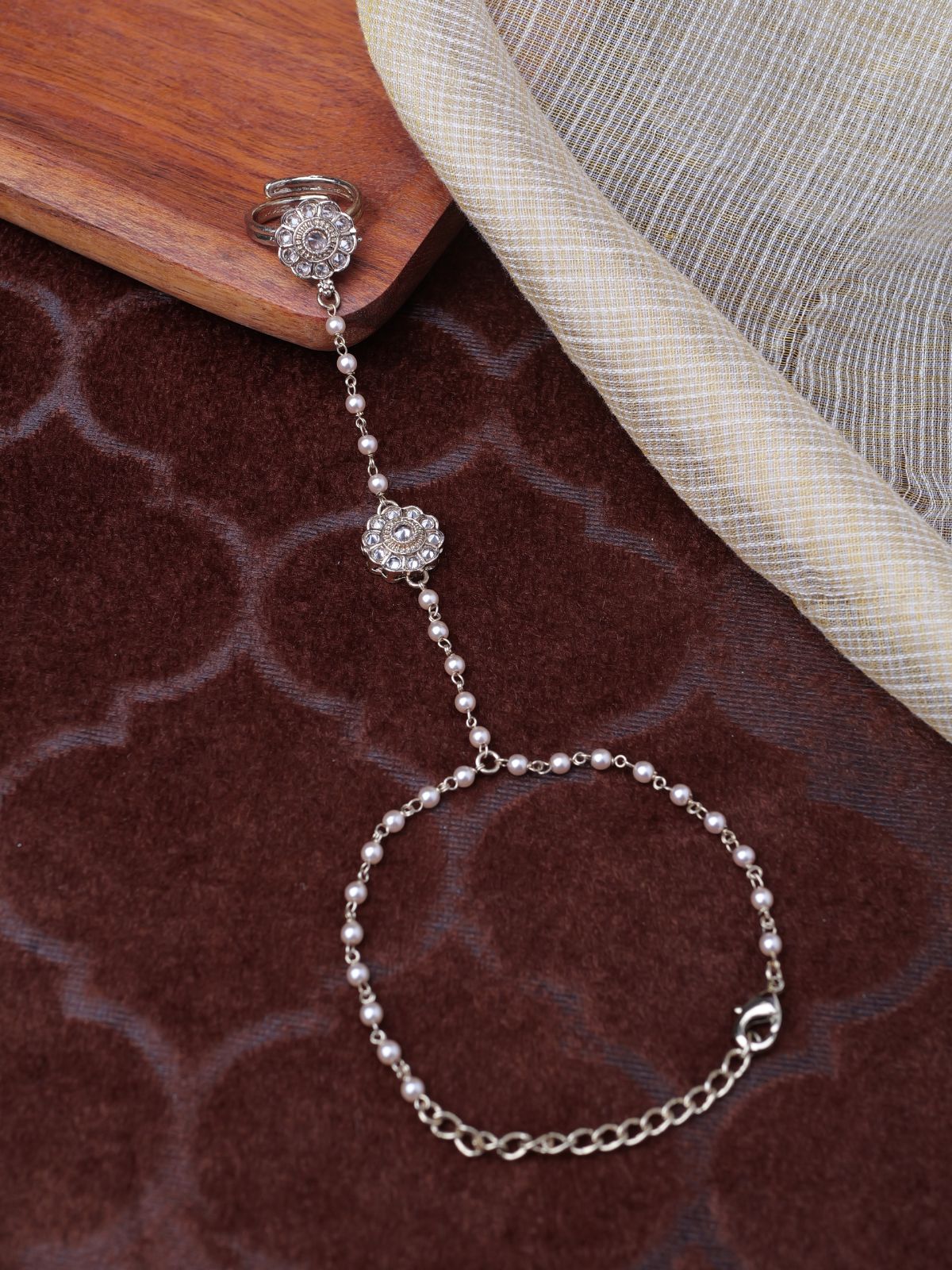 Phool Hand Chain in Champagne