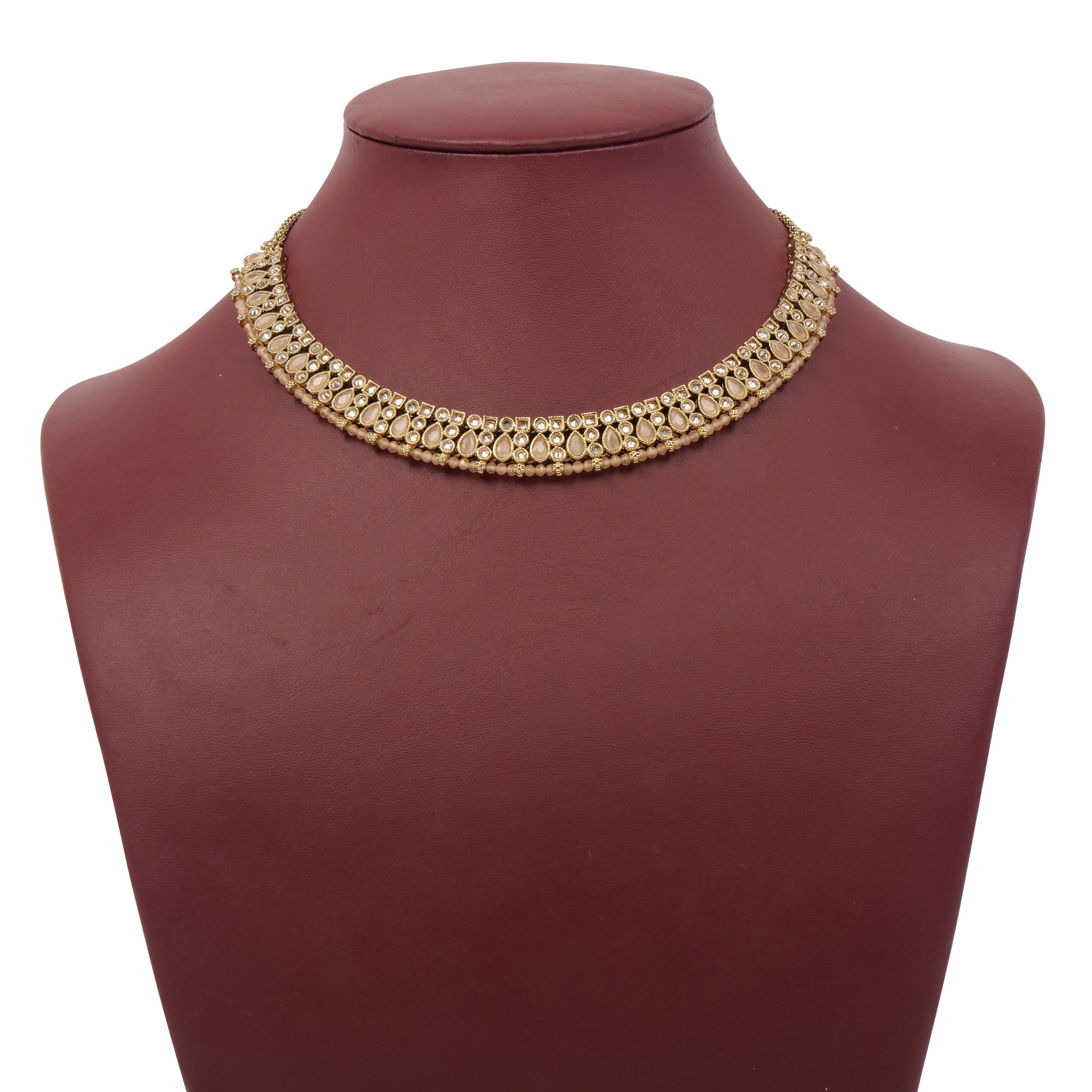 Naina Simple Necklace Set in Peach