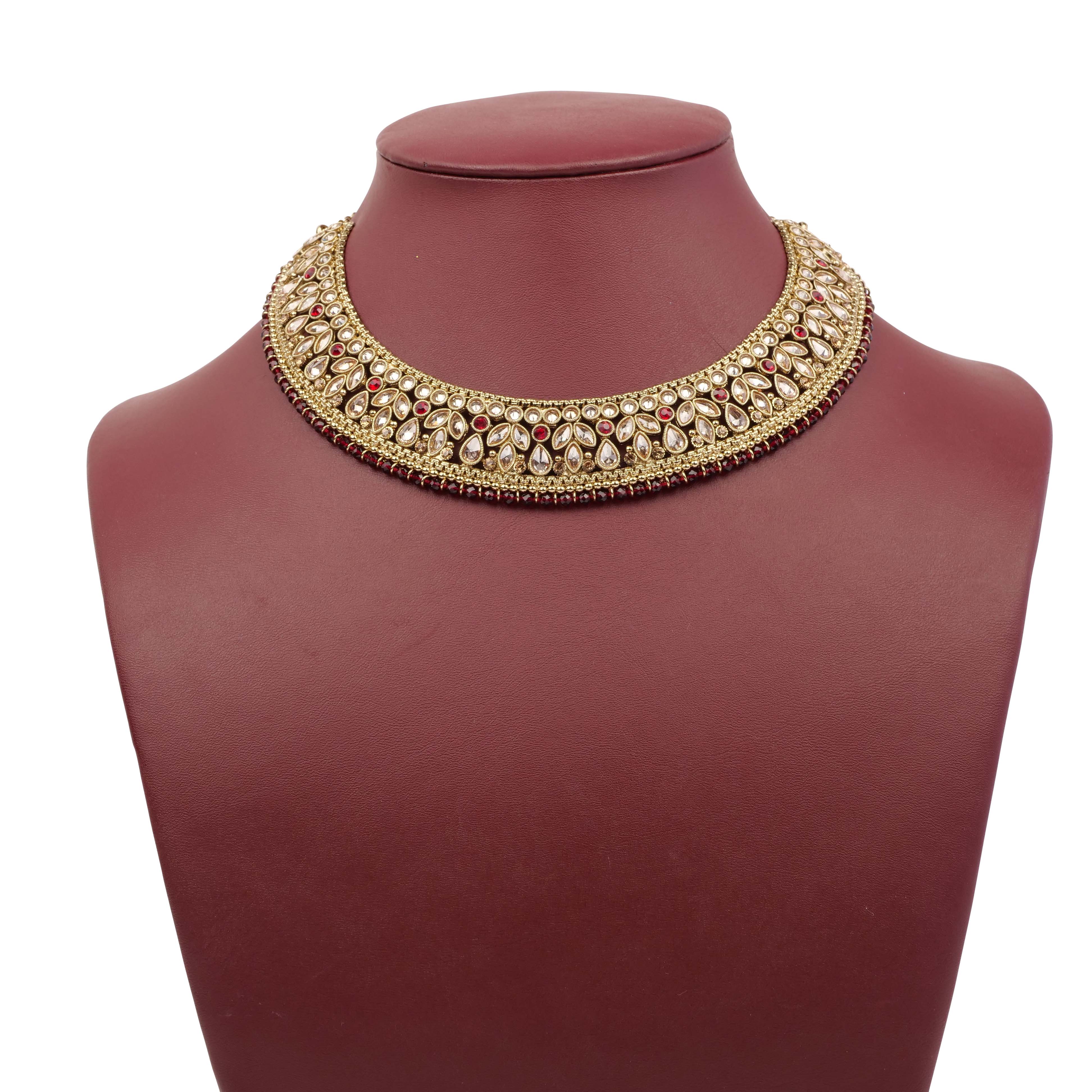 Ishara Necklace Set in Maroon
