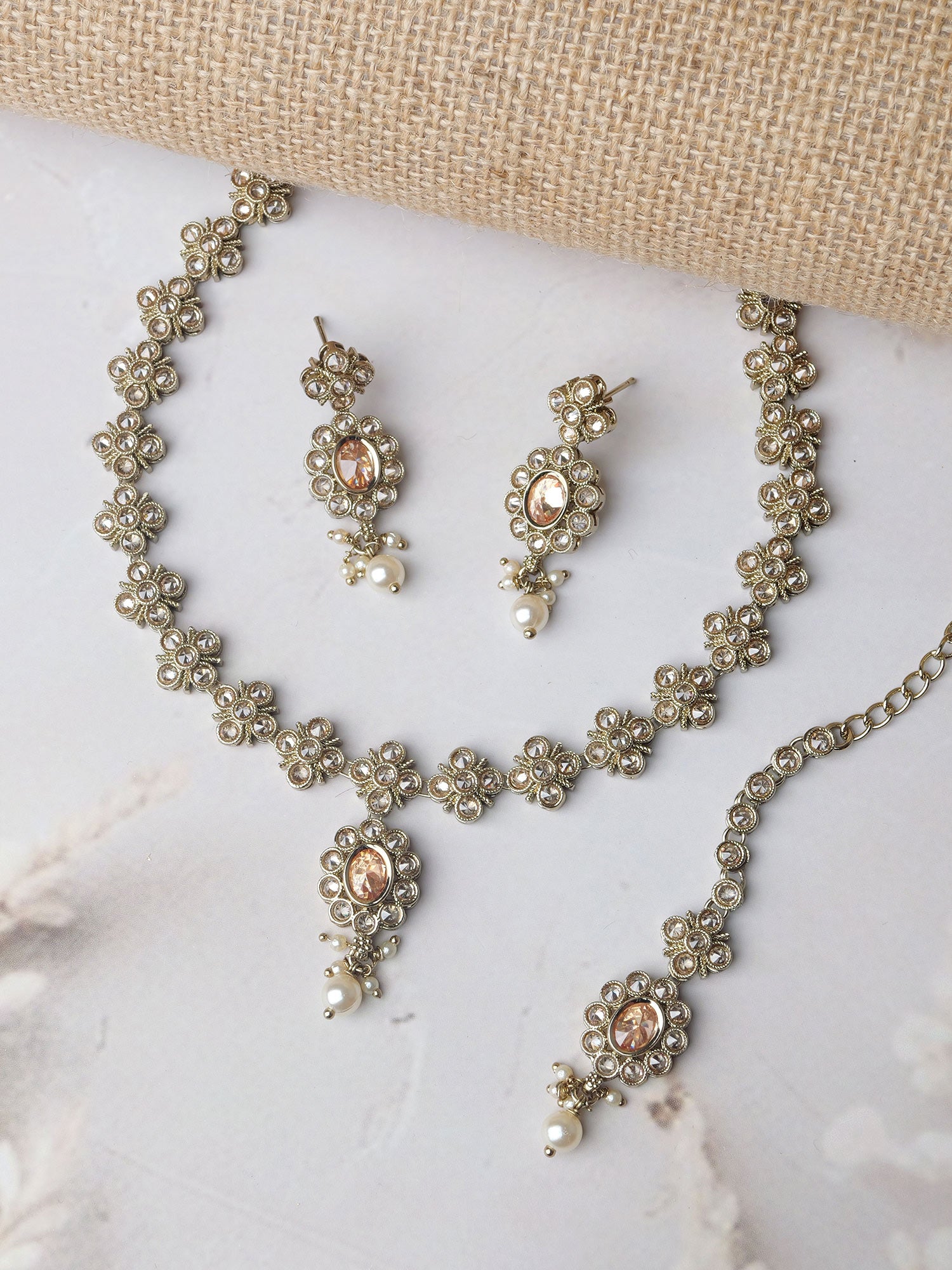 Rashi Necklace Set in Champagne