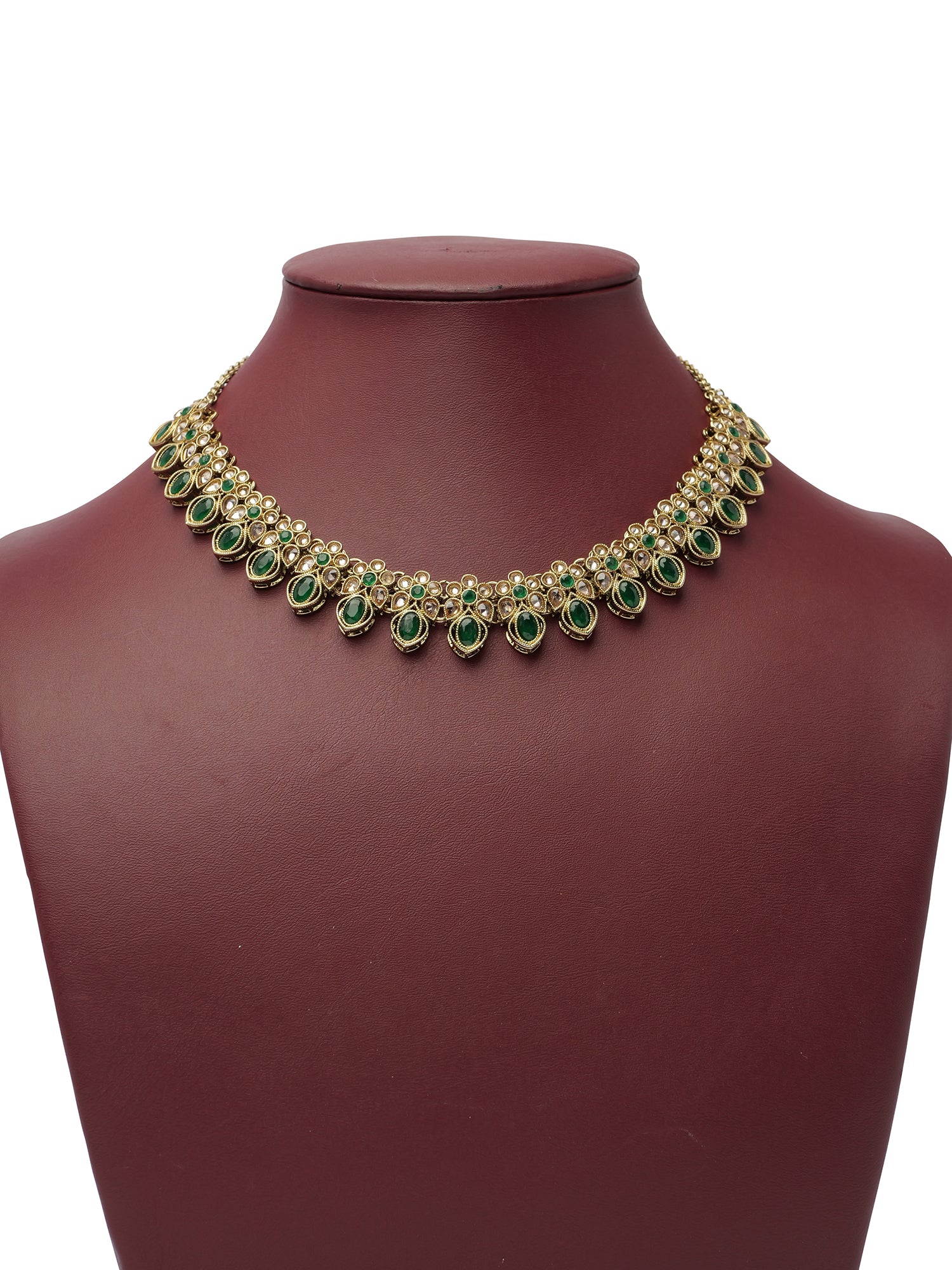 Ravya Simple Necklace Set in Green