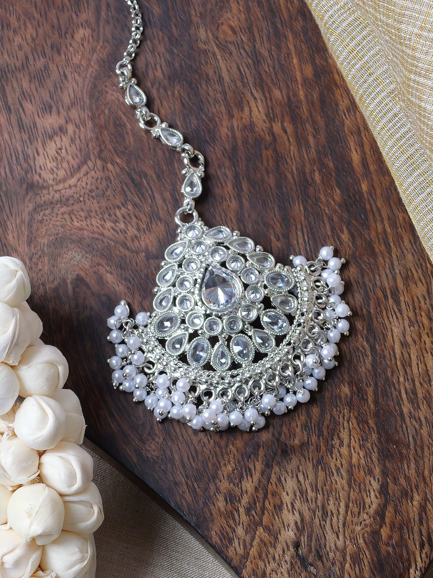 Ruhani Maang Tikka in Rhodium