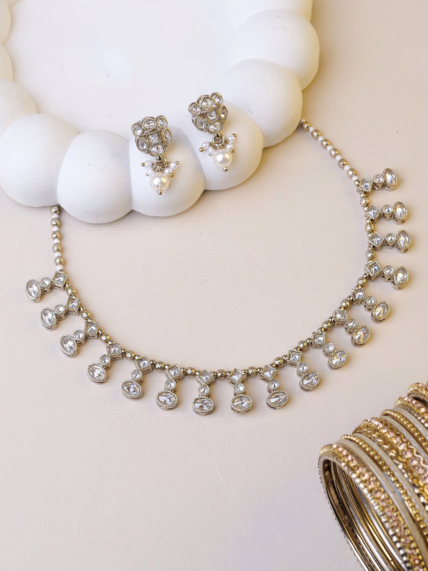 Ruhina Necklace Set in Champagne