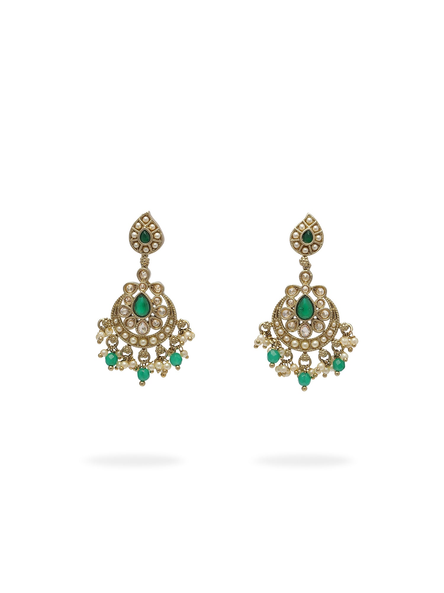 Saanvi Necklace Set in Green and Antique Gold
