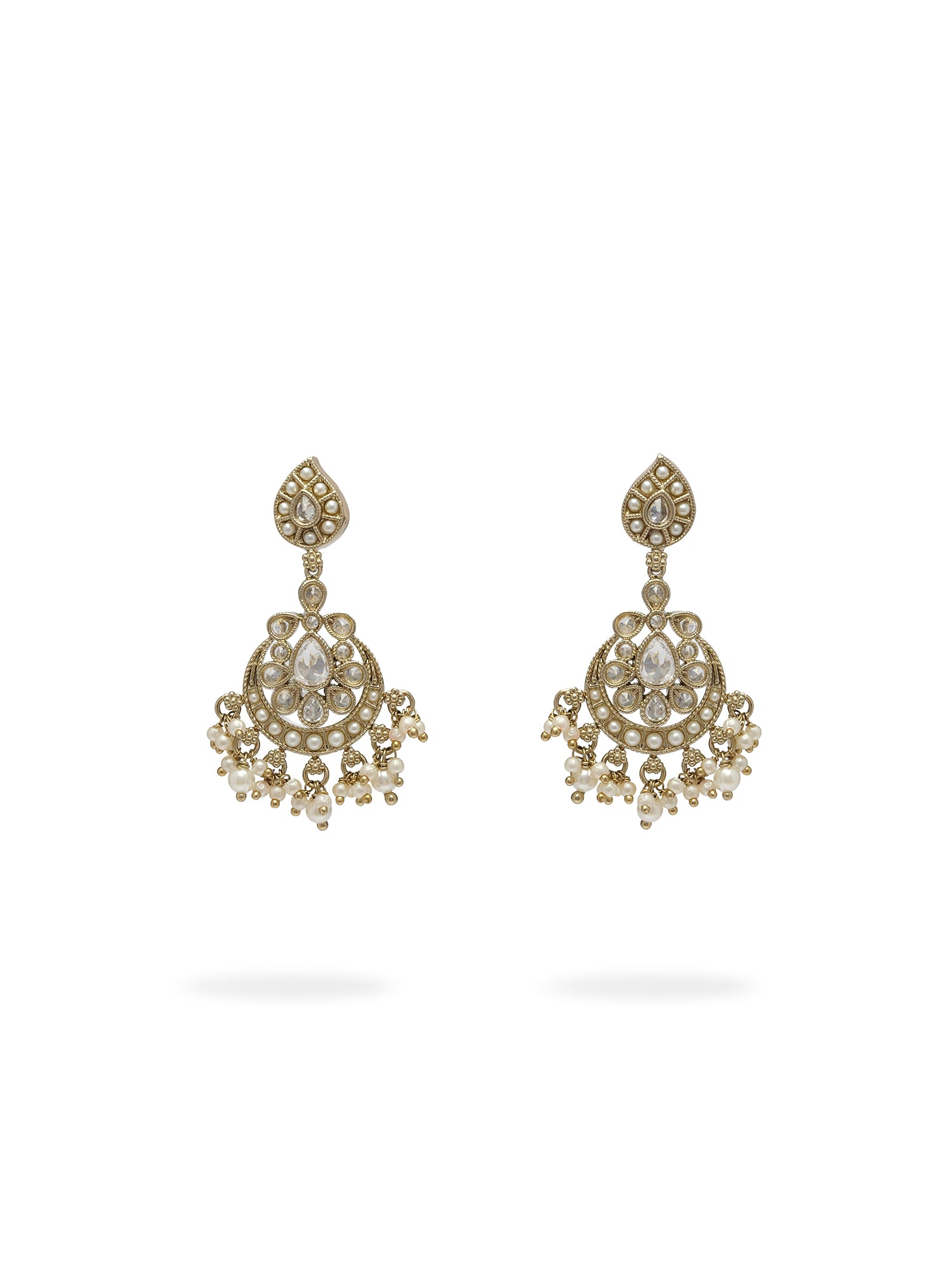 Saanvi Necklace Set in White and Antique Gold